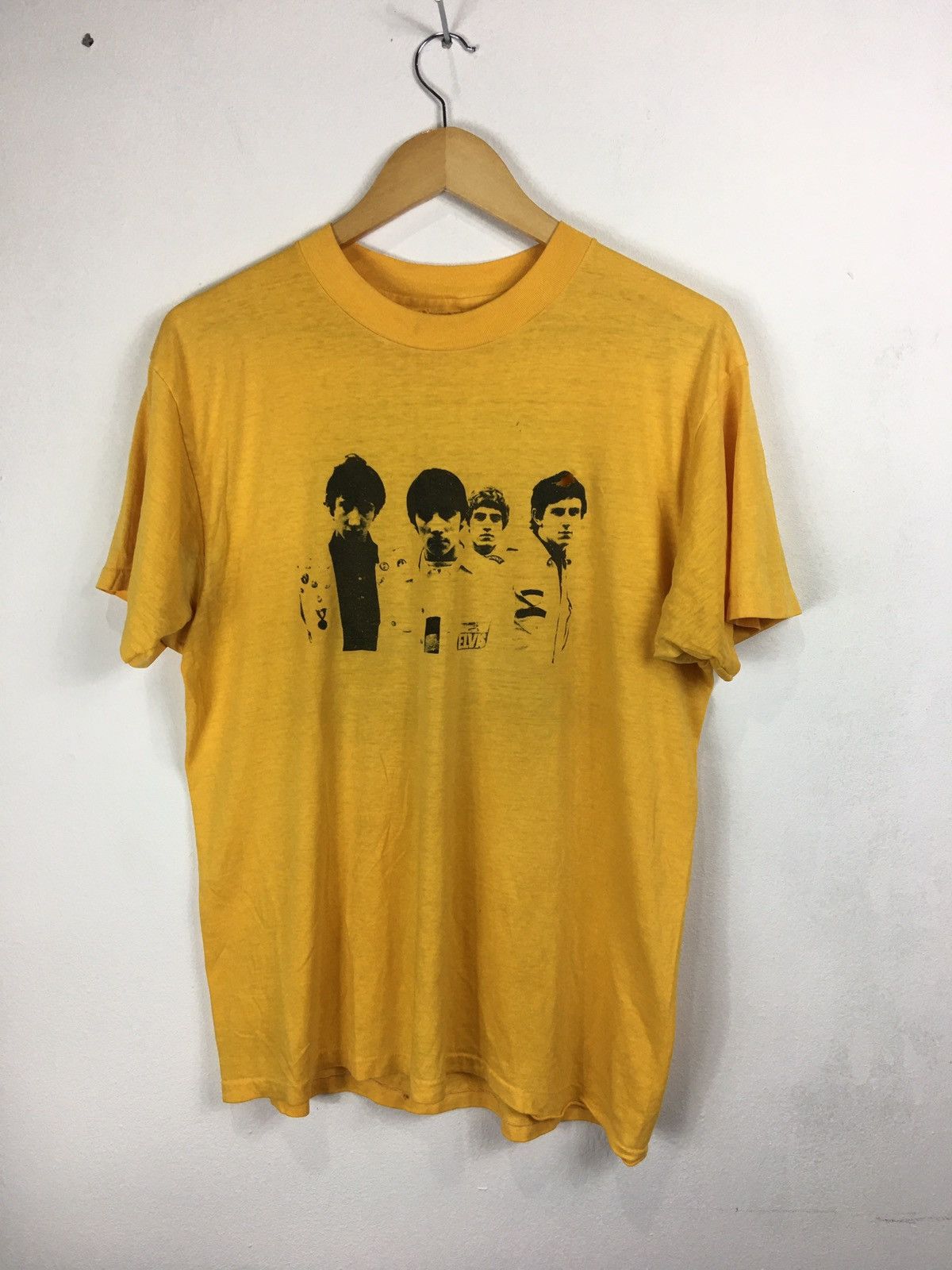 Band Tees 80s Rare Vintage The Who Tour 1982 Band Shirt Size US L / EU 52-54 / 3 - 1 Thumbnail