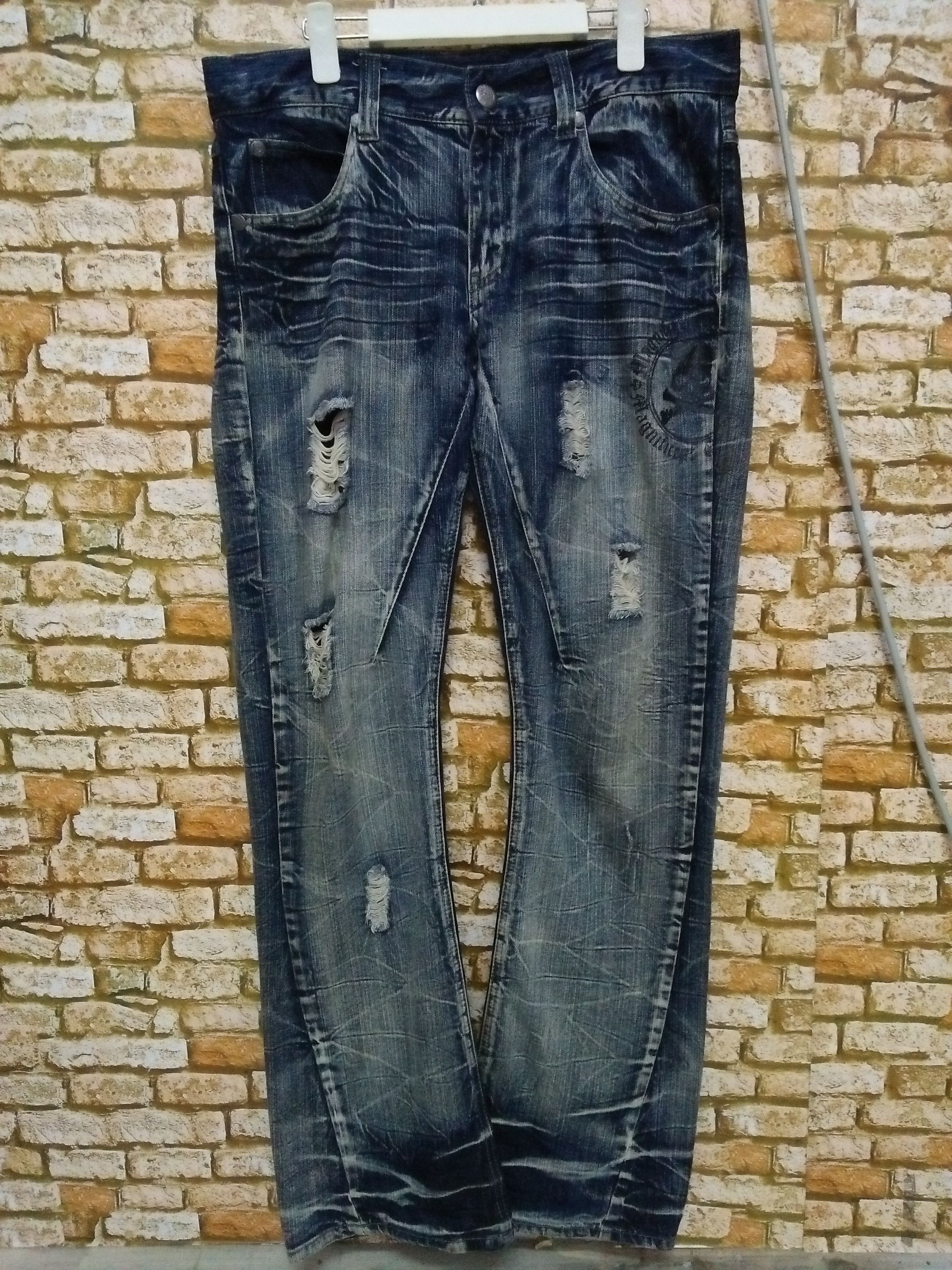 Japanese Brand MILD LIFE JAPAN SKULL DISTRESSED Flare DENIM (B174) Size US 37 - 2 Thumbnail