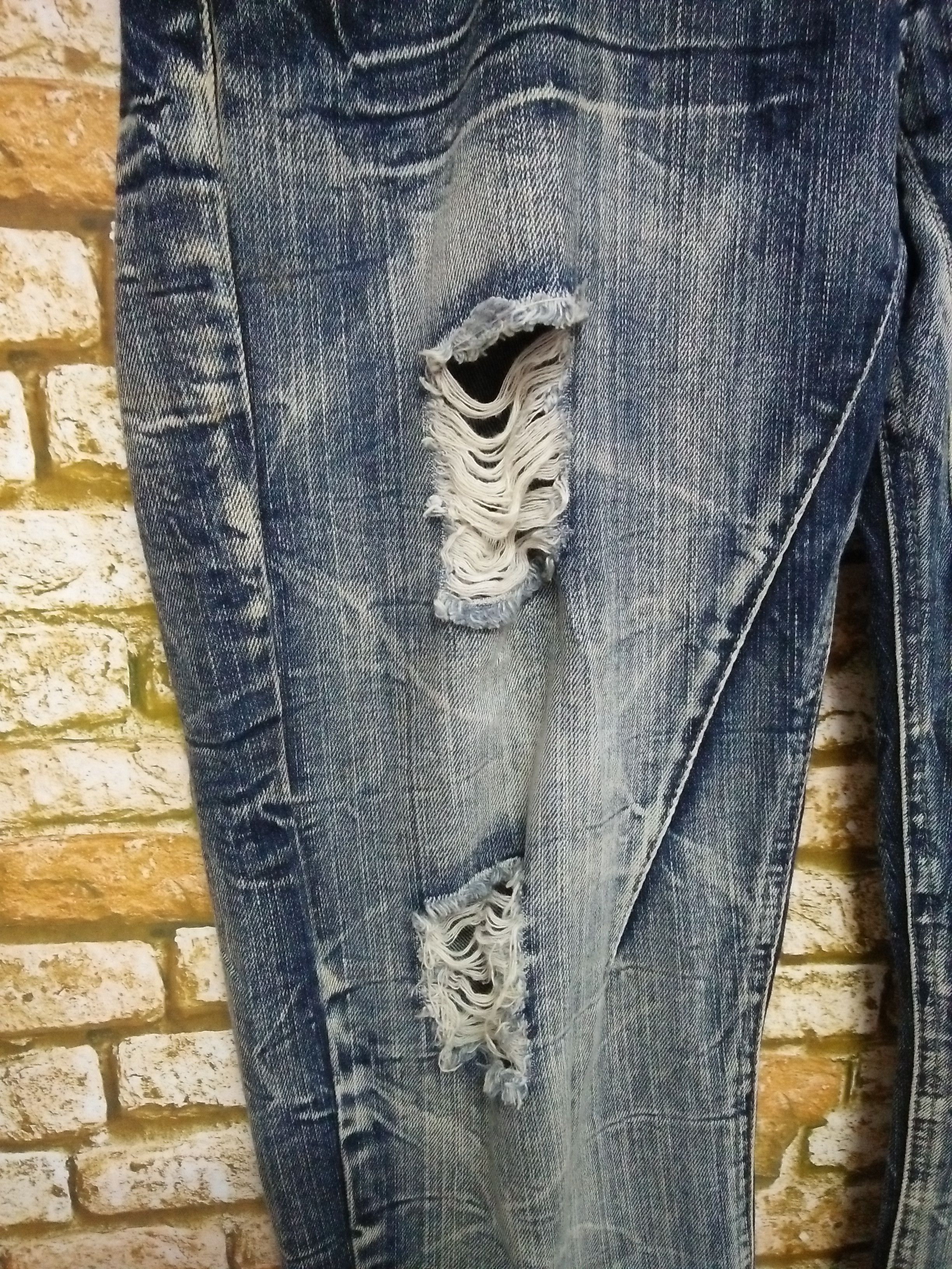 Japanese Brand MILD LIFE JAPAN SKULL DISTRESSED Flare DENIM (B174) Size US 37 - 4 Thumbnail