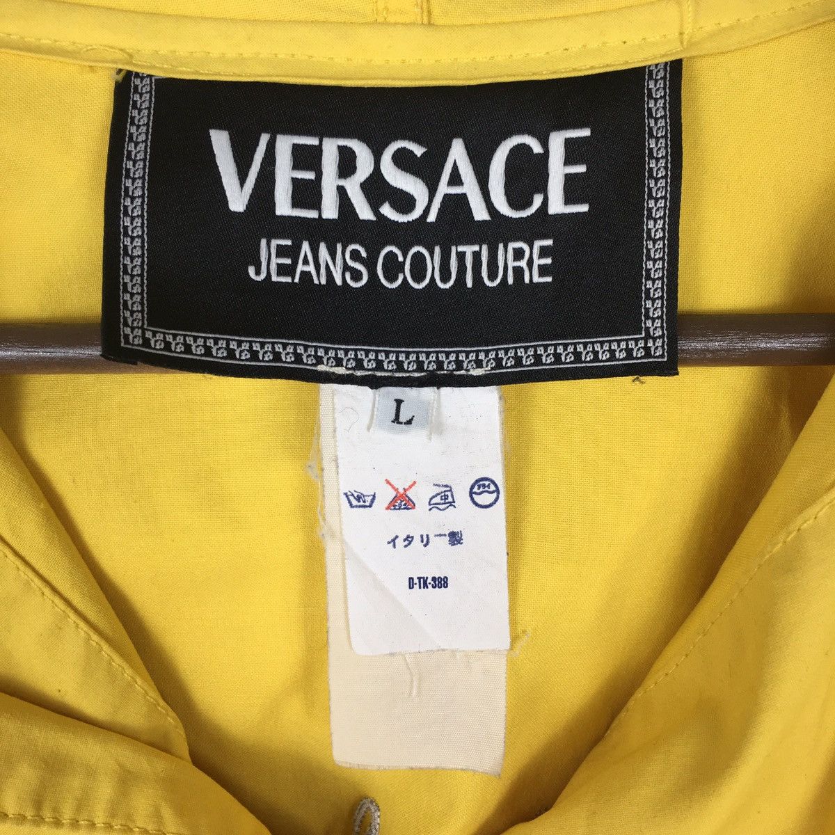Versace Versace Yellow Anorak Parka Size US L / EU 52-54 / 3 - 12 Thumbnail