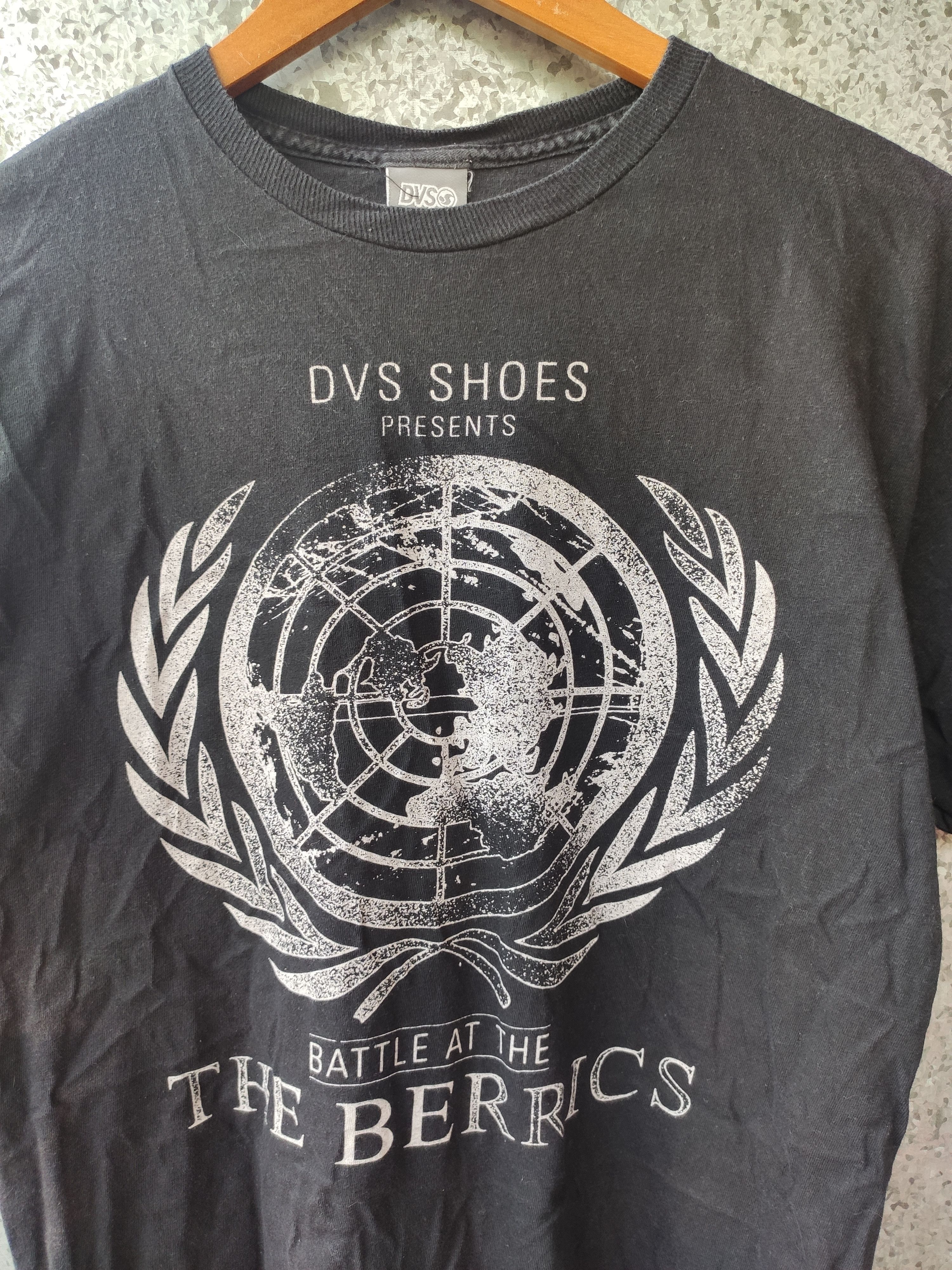 DVS DVS Shoes t shirt The Battle at the Berrics edition Size US M / EU 48-50 / 2 - 3 Thumbnail