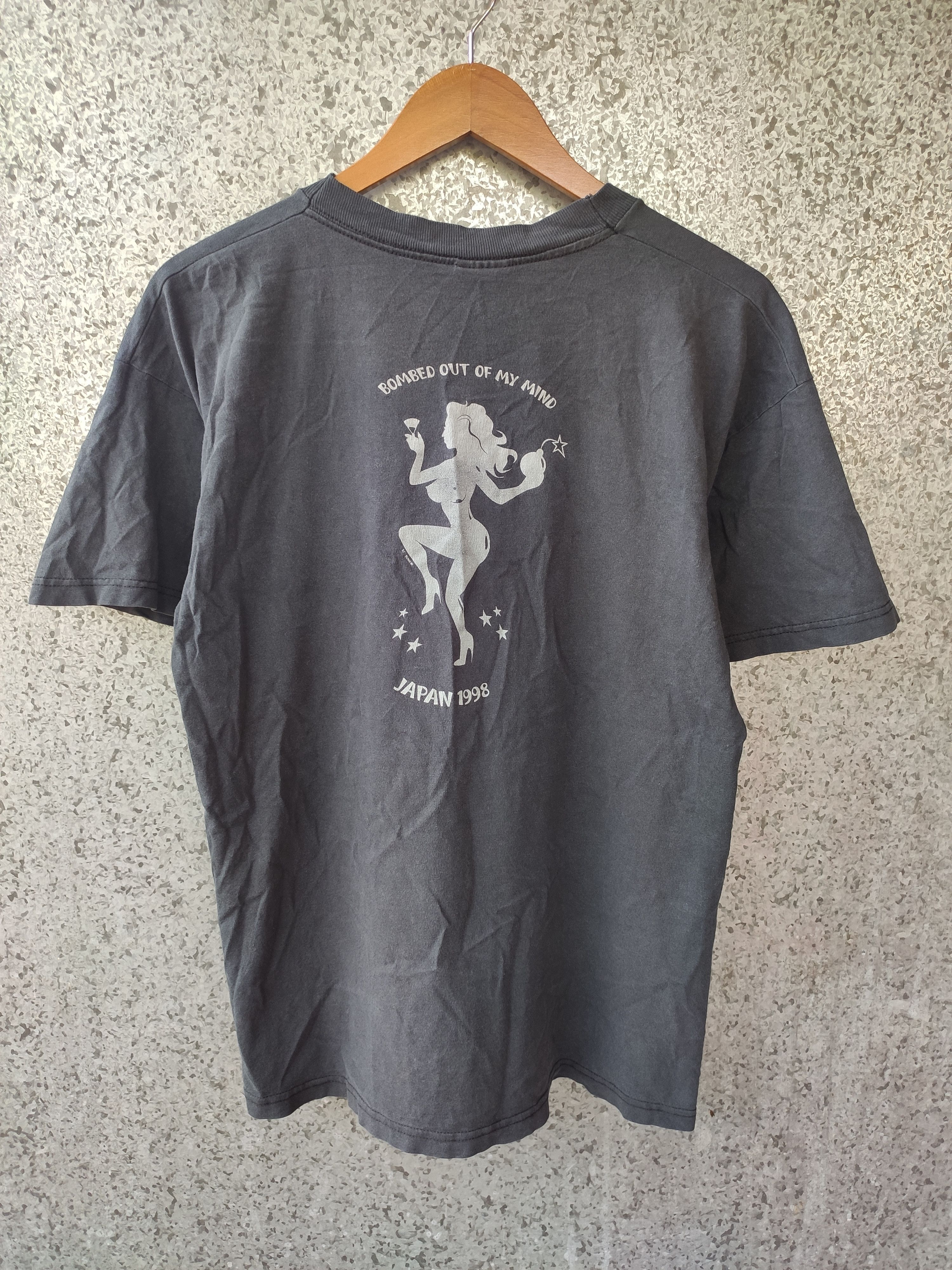 Band Tees 🔥 Vintage Backyard Babies t shirt Japan tour 1998 Size US M / EU 48-50 / 2 - 2 Thumbnail