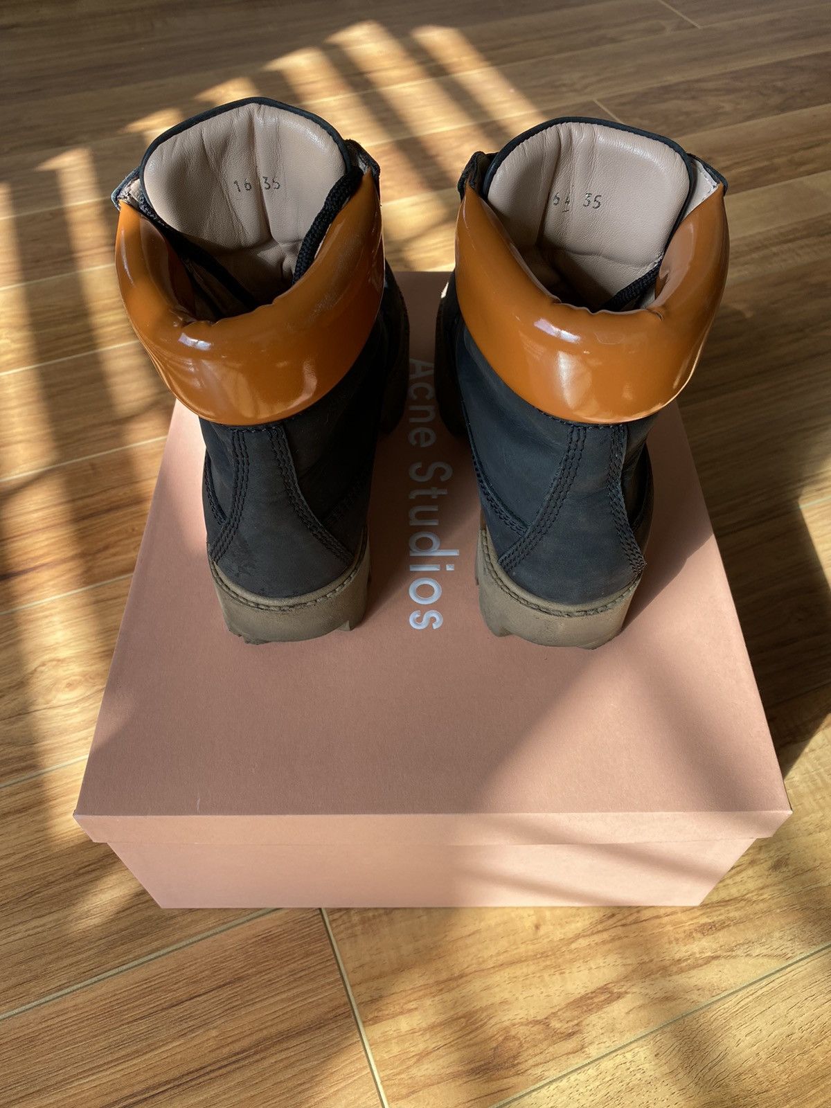 Acne Studios Acne Studios Telde Boots Size 35W Size US 5 / IT 35 - 5 Thumbnail