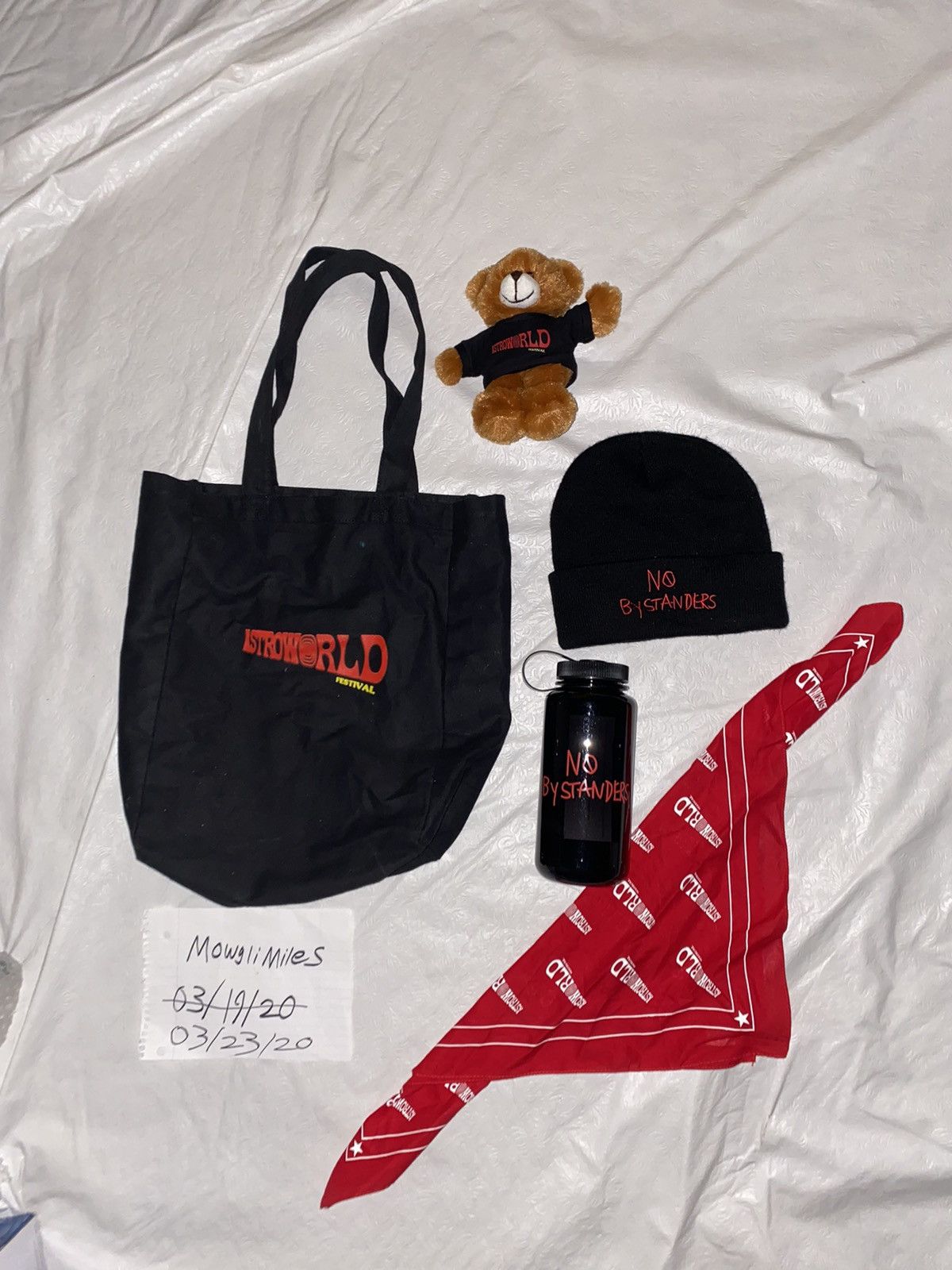Travis Scott Travis Scott Astroworld No Bystanders(SUPER DELUXE VIP) 2018 Grailed