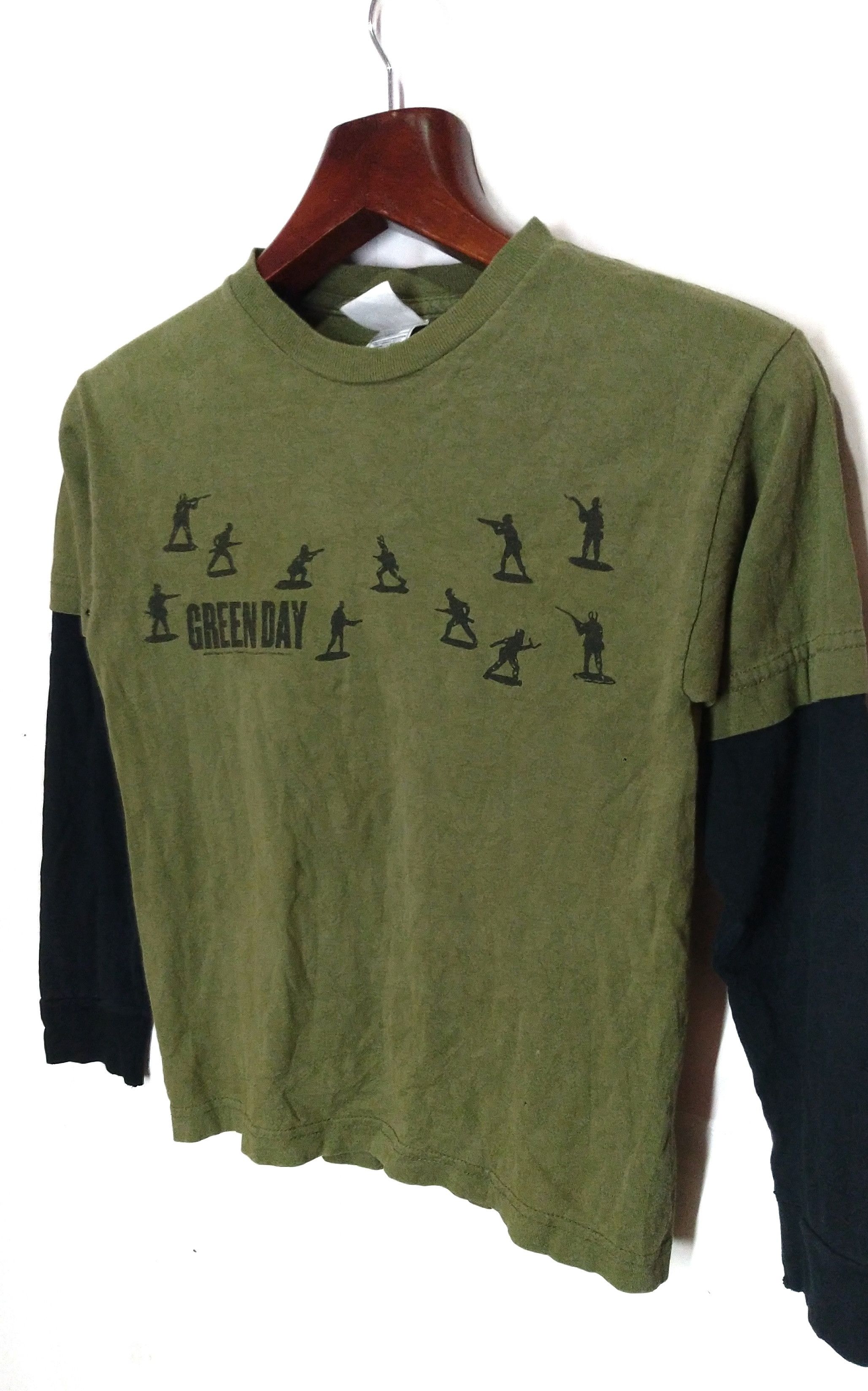 Band Tees Vtg Band Greenday copyright 2000 longsleeve t-shirt Size US S / EU 44-46 / 1 - 2 Thumbnail