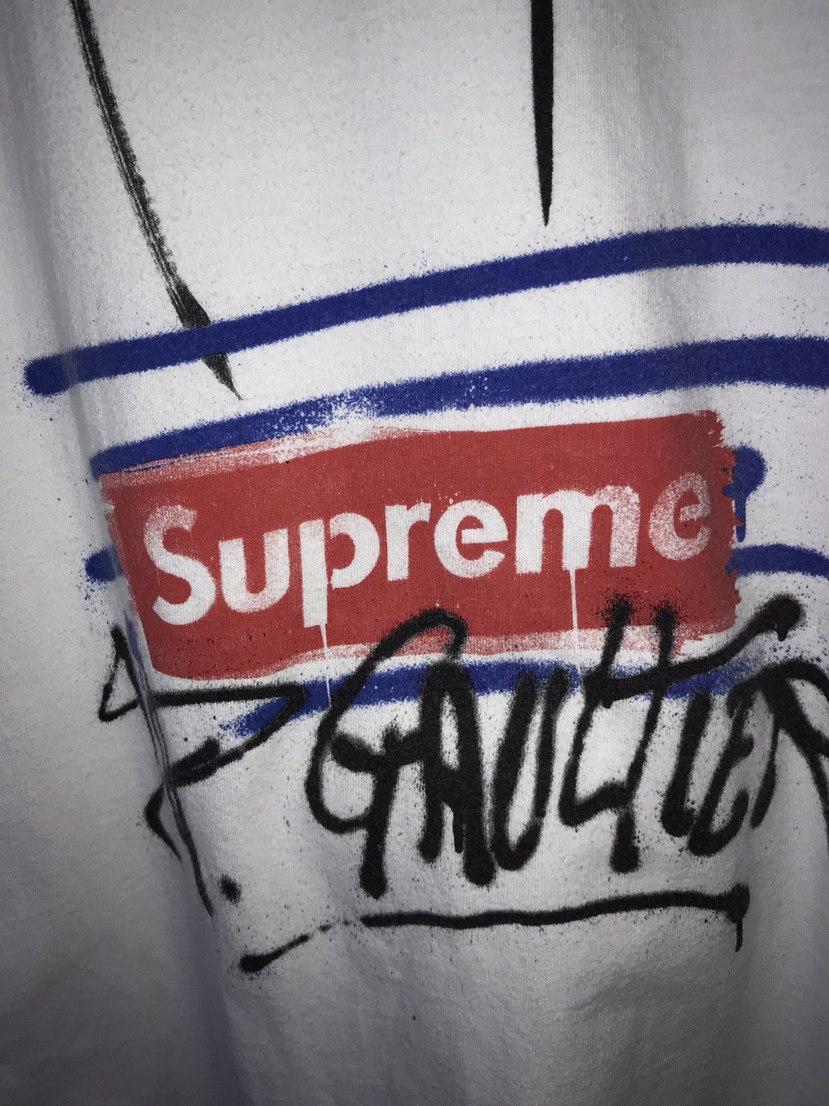 Jean Paul Gaultier × Supreme Red 🍓Box Logo Jean Paul Gaultier Supreme Spray Paint White Size US L / EU 52-54 / 3 - 2 Thumbnail