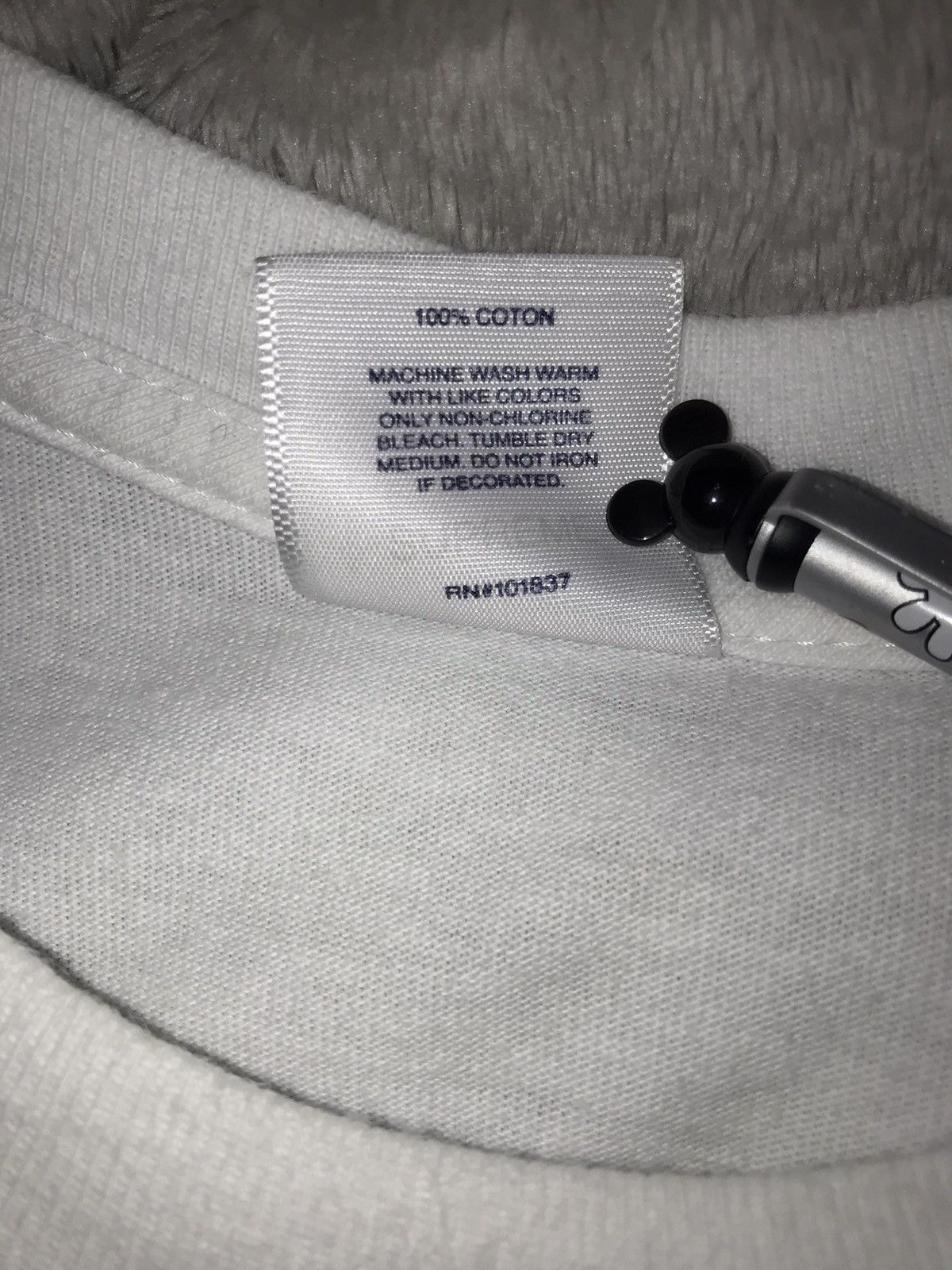 Jean Paul Gaultier × Supreme Red 🍓Box Logo Jean Paul Gaultier Supreme Spray Paint White Size US L / EU 52-54 / 3 - 5 Thumbnail