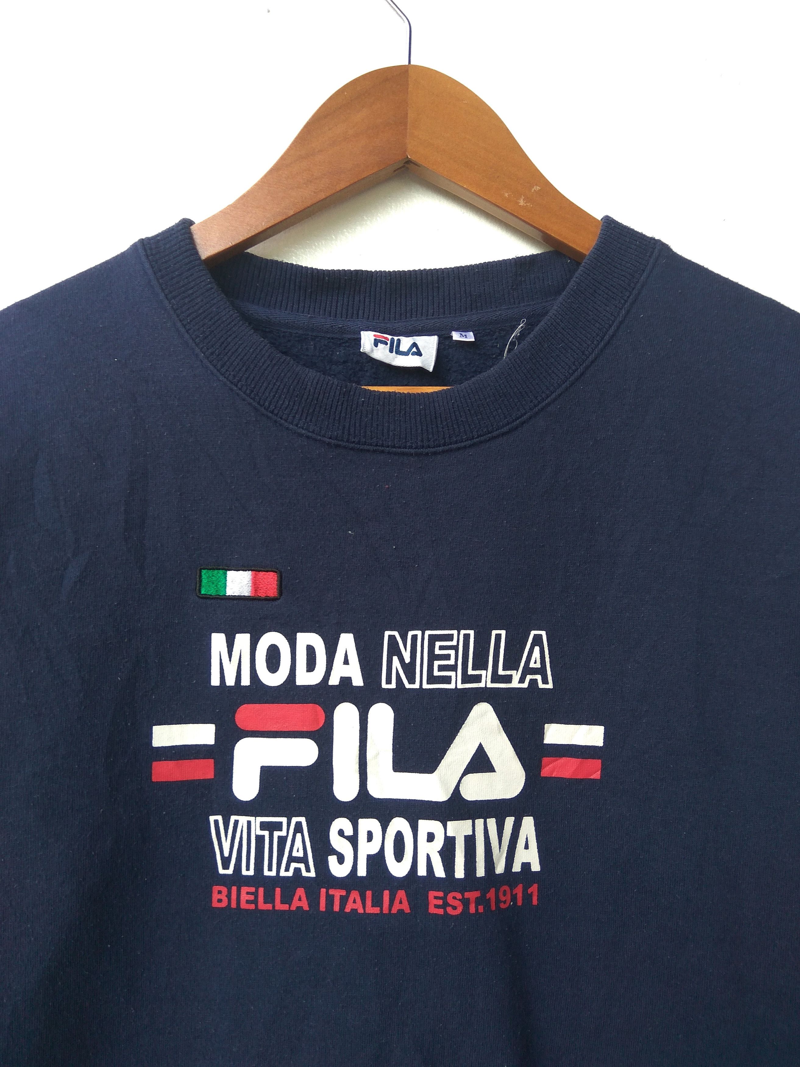 Vintage Fila sweatshirt spell out