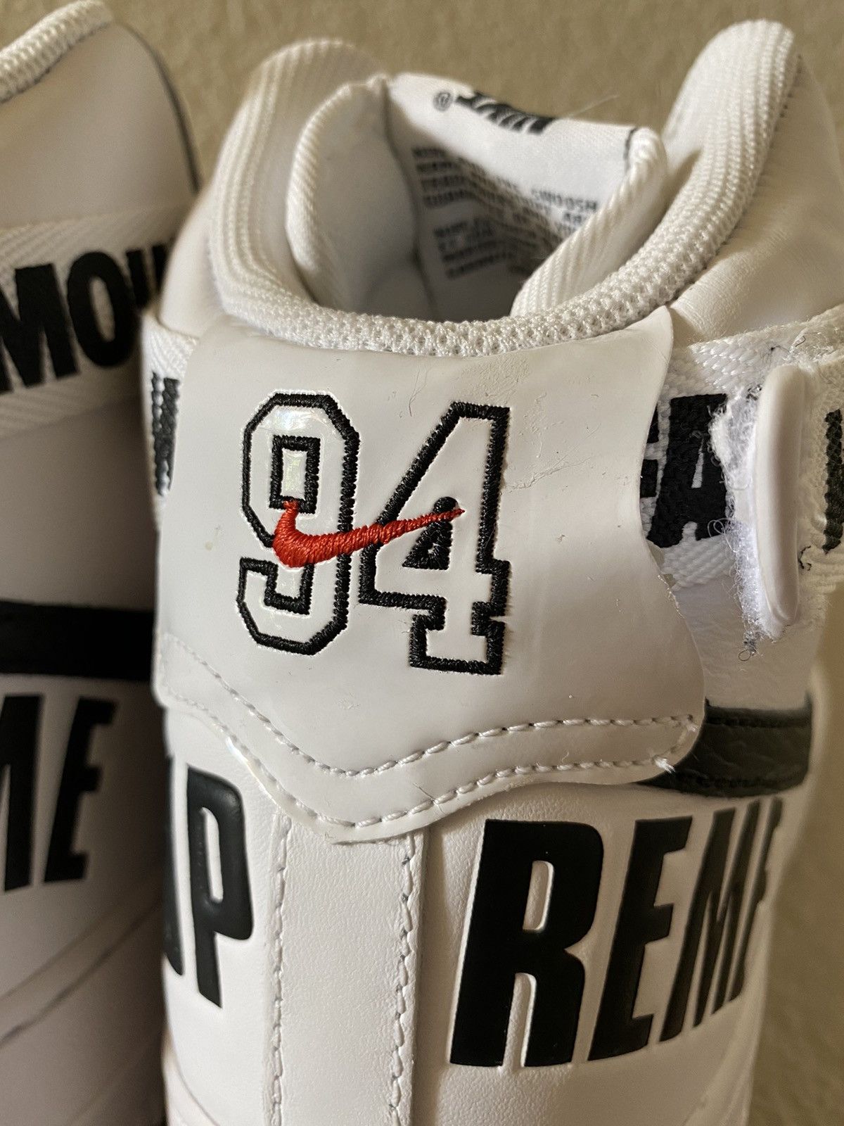 Nike × Supreme Supreme x Air Force 1 High Supreme White 2014 Size US 10.5 / EU 43-44 - 10 Thumbnail