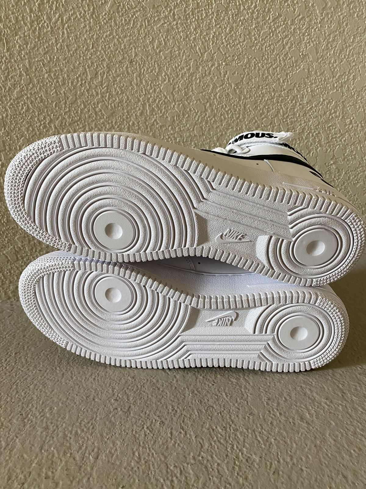 Nike × Supreme Supreme x Air Force 1 High Supreme White 2014 Size US 10.5 / EU 43-44 - 13 Thumbnail