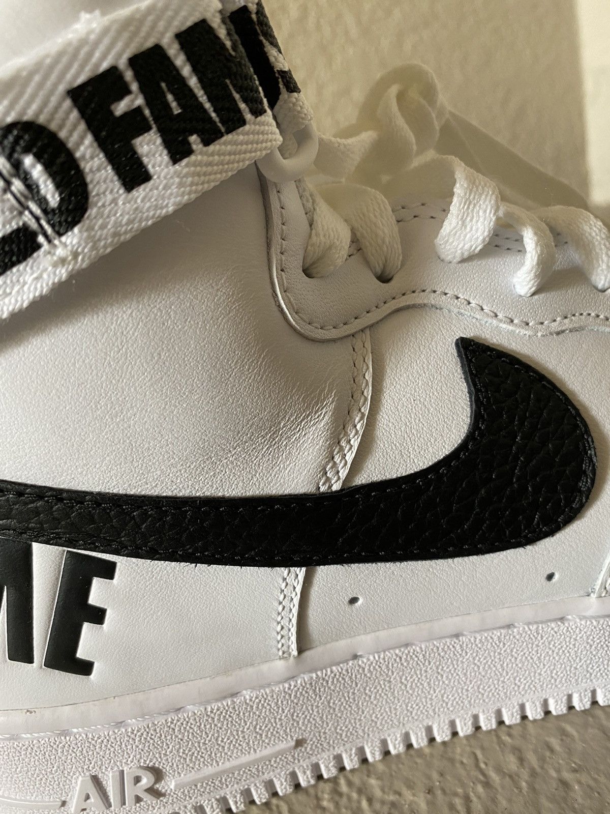 Nike × Supreme Supreme x Air Force 1 High Supreme White 2014 Size US 10.5 / EU 43-44 - 17 Thumbnail