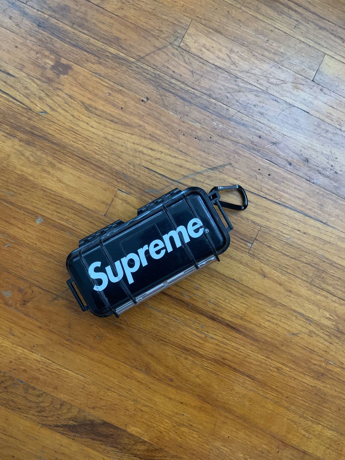 Supreme pelican case | Grailed