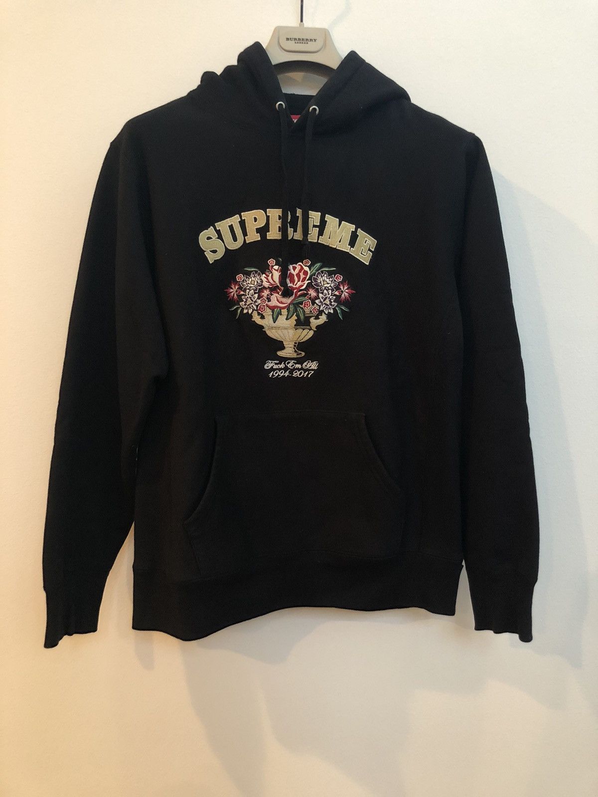 Supreme centerpiece flower hoodie outlet