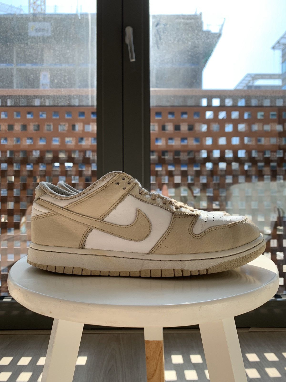 nike dunk low in oatmeal