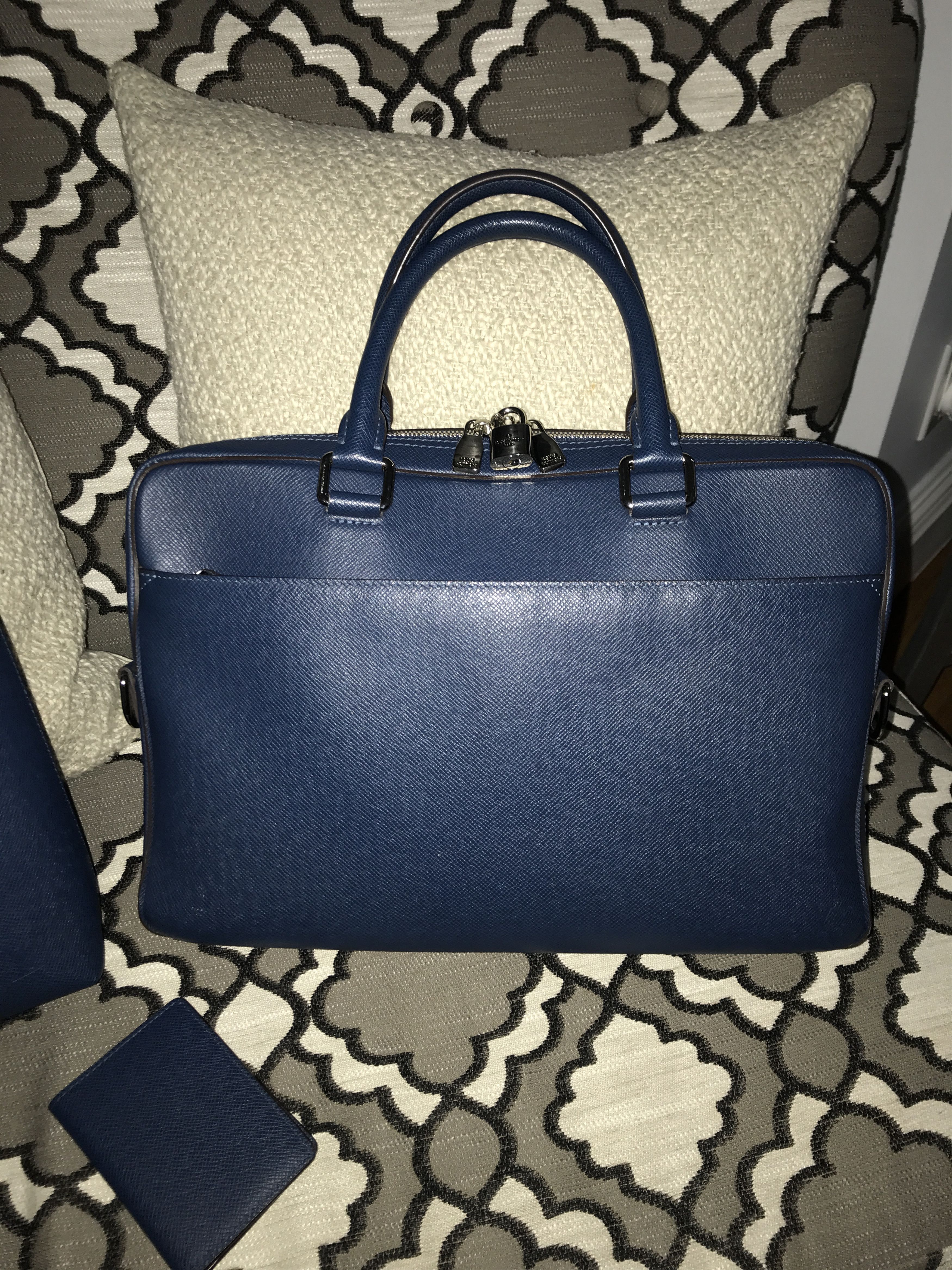 Louis Vuitton Louis Vuitton Business Collection Size ONE SIZE - 3 Thumbnail