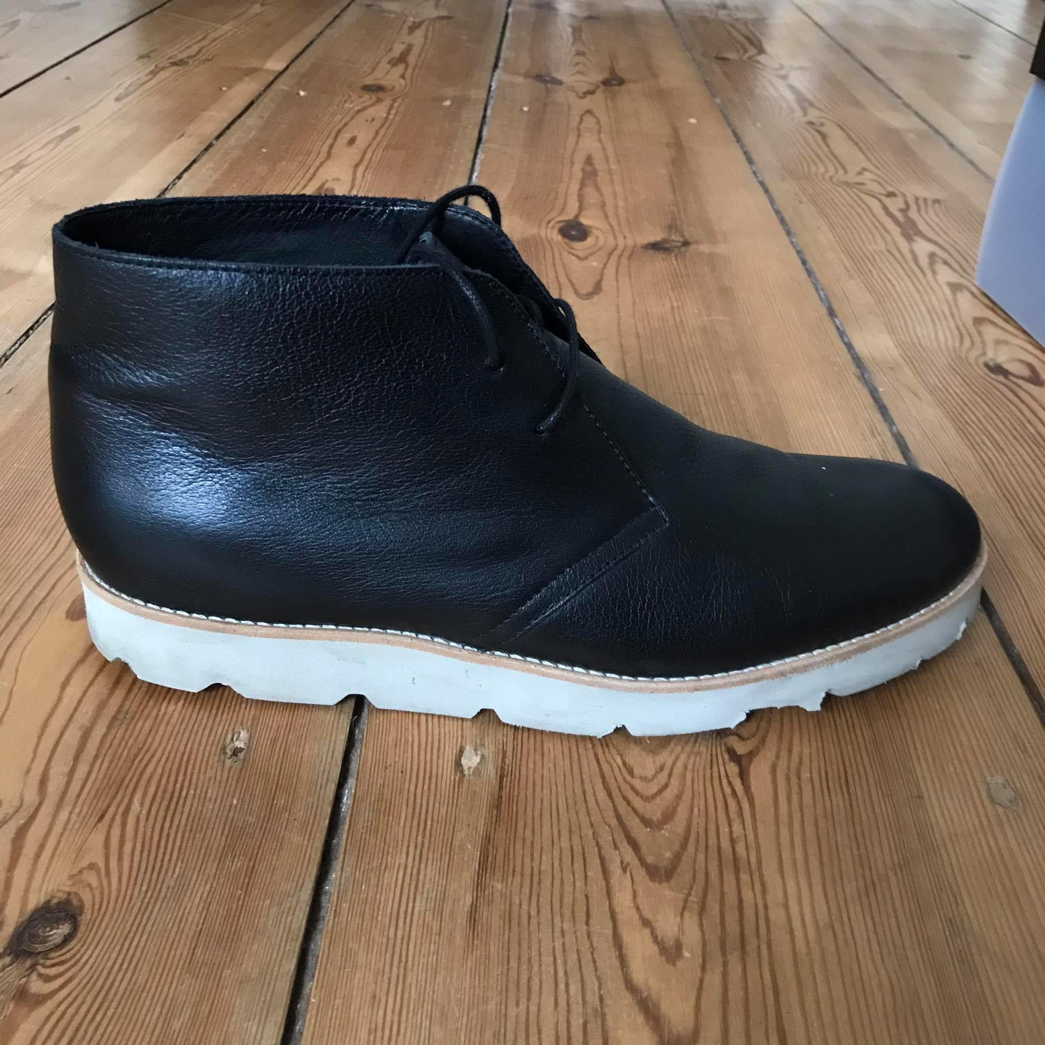 Opening Ceremony Opening Ceremony M6 Outdoor Desert Boot Size US 10 / EU 43 - 1 Thumbnail