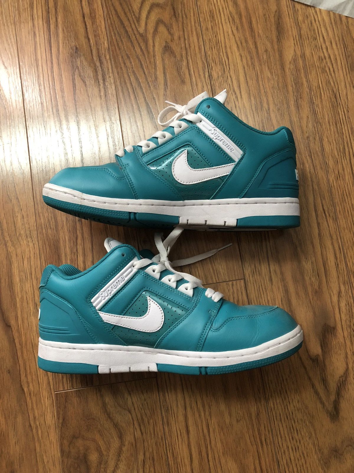 Supreme Supreme x Air Force 2 Low Teal 2017 Size US 9 / EU 42 - 2 Preview