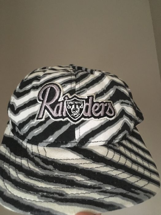 Supreme sales raiders hat