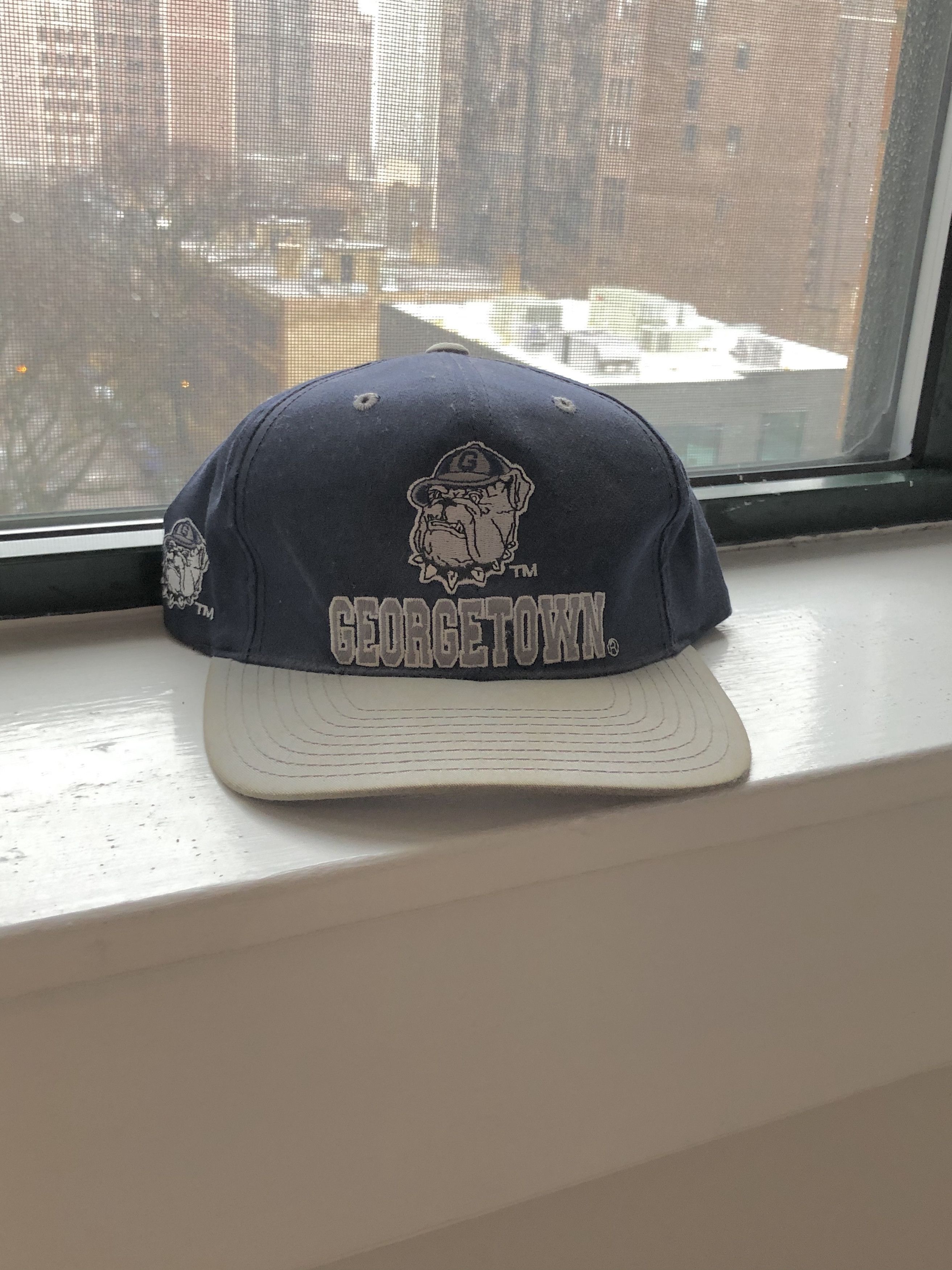 Vintage 90s Georgetown Hoyas Starter Script SnapBack Hat Cap