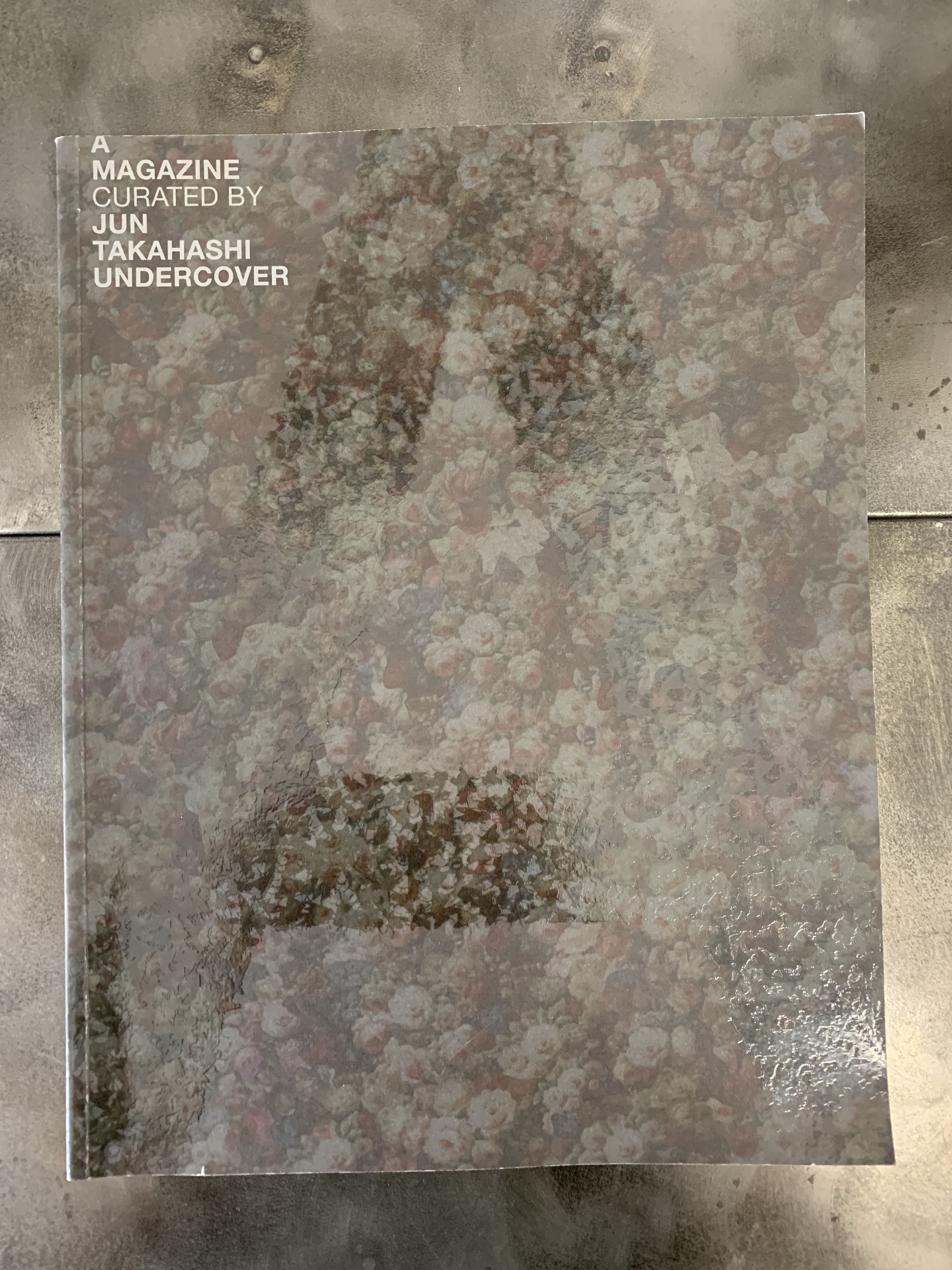 アート・デザイン・音楽 A MAGAZINE CURATED BY JUN TAKAHASHI アート・デザイン・音楽 A MAGAZINE JUN TAKAHASHI UNDERCOVER アート