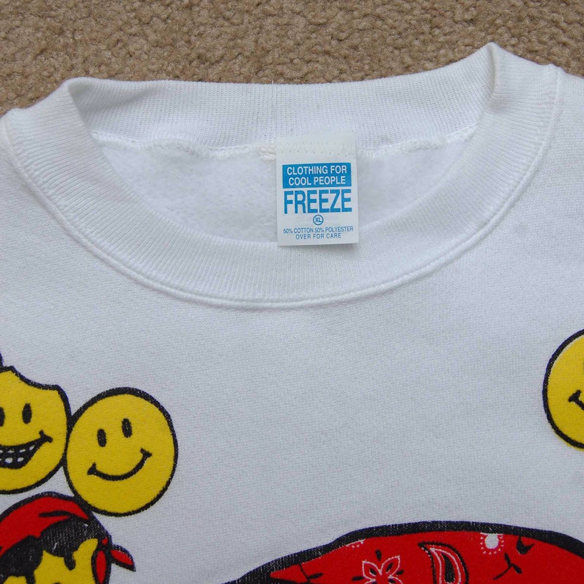 Vintage 90’s Smiley Face Crewneck Size US M / EU 48-50 / 2 - 7 Thumbnail