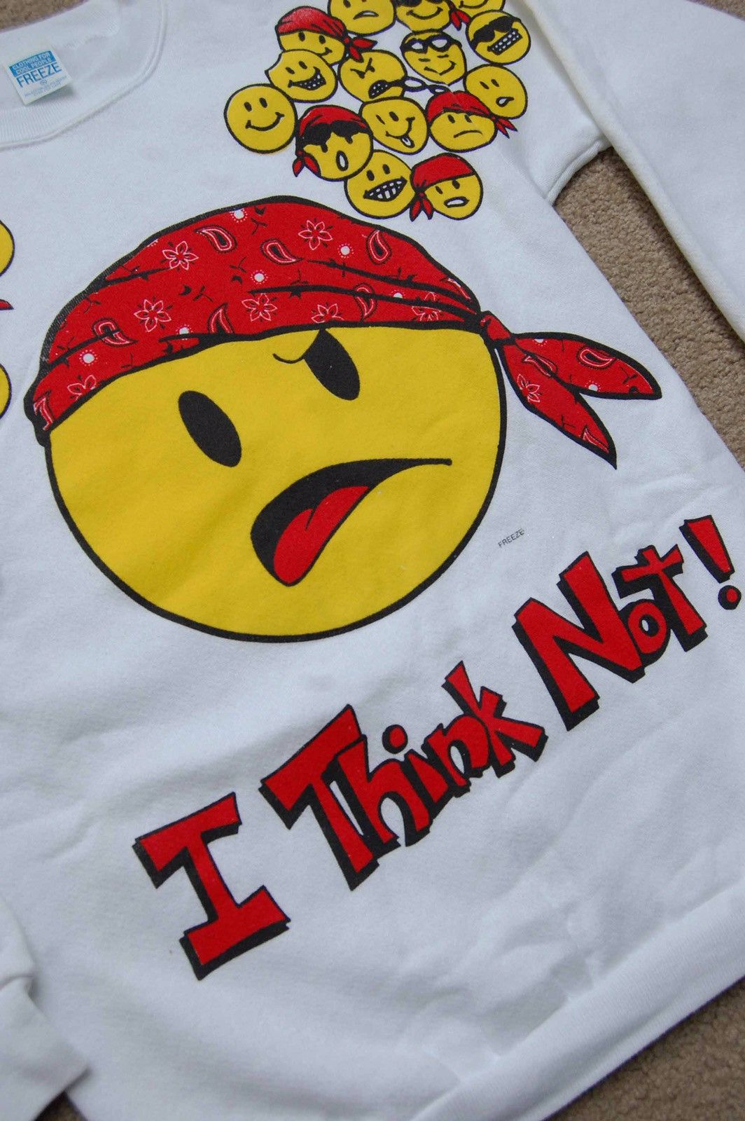Vintage 90’s Smiley Face Crewneck Size US M / EU 48-50 / 2 - 5 Thumbnail