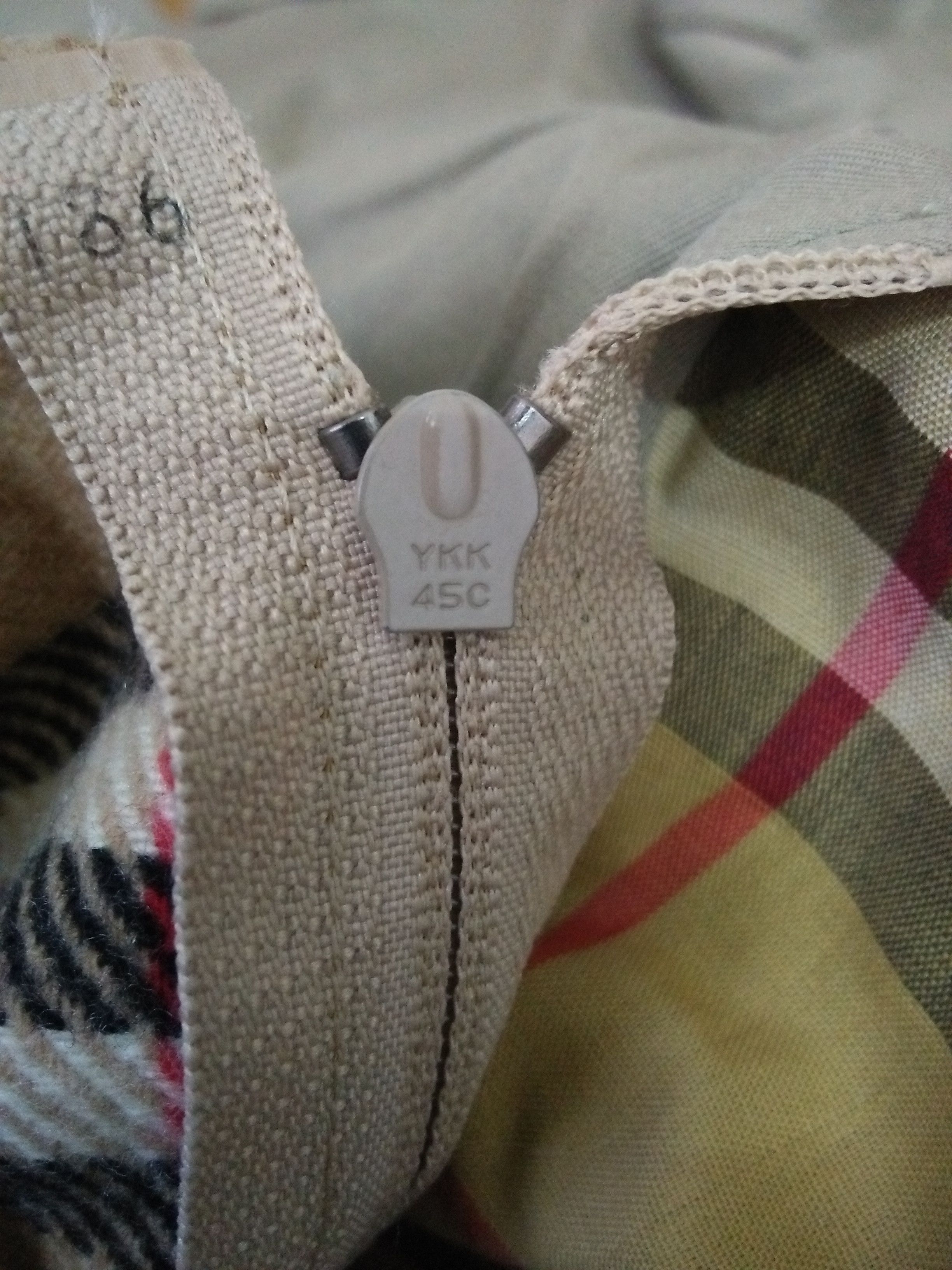 Burberry BURBERRY NOVA CHECK LONG JACKET PARKA 2 LAYER (A955) Size US M / EU 48-50 / 2 - 7 Thumbnail
