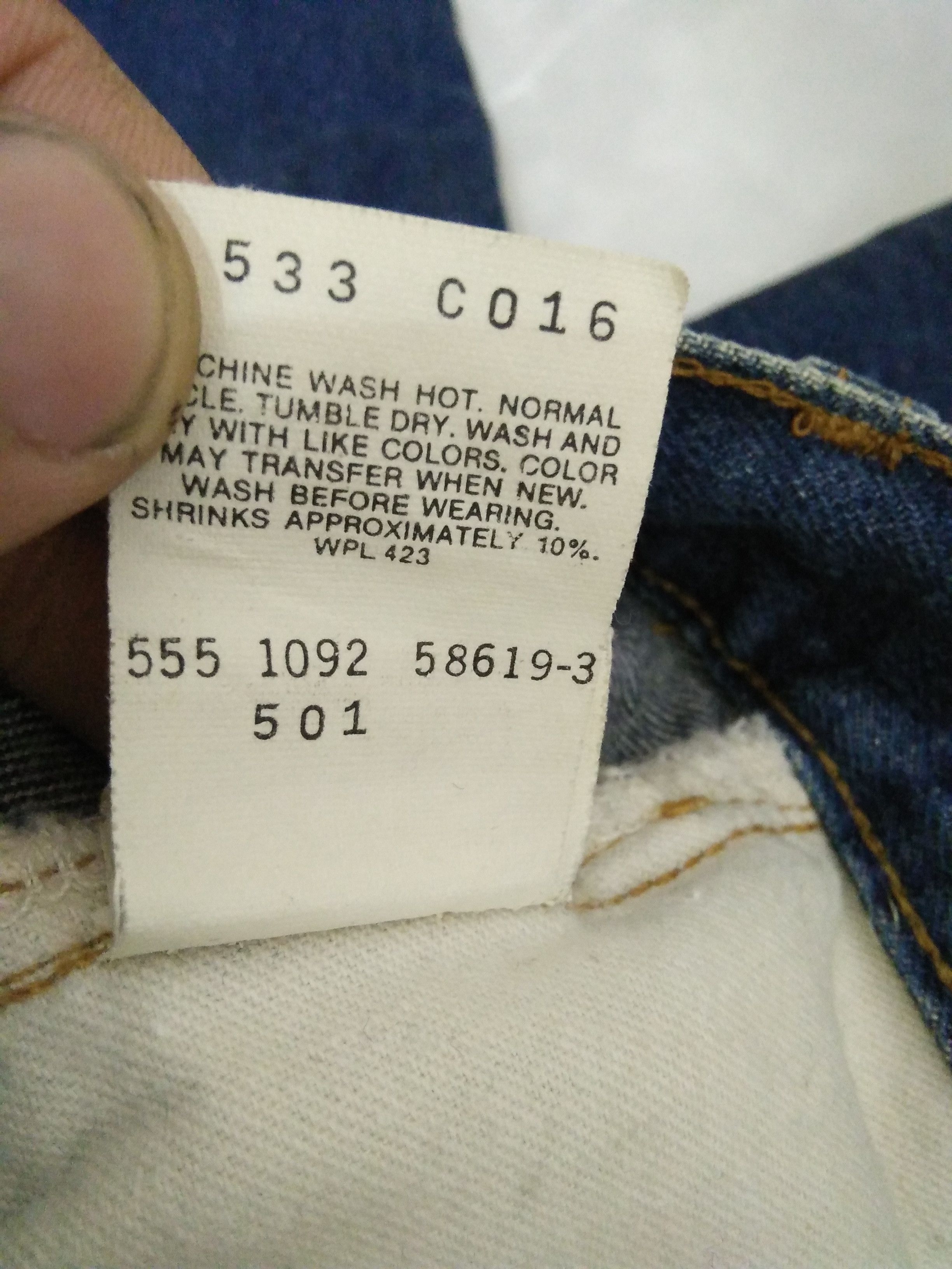 Levi's 90s LEVIS 501 BIG E SELVEDGE DENIM USA BUTTON #555 (A710) Size US 31 - 12 Thumbnail