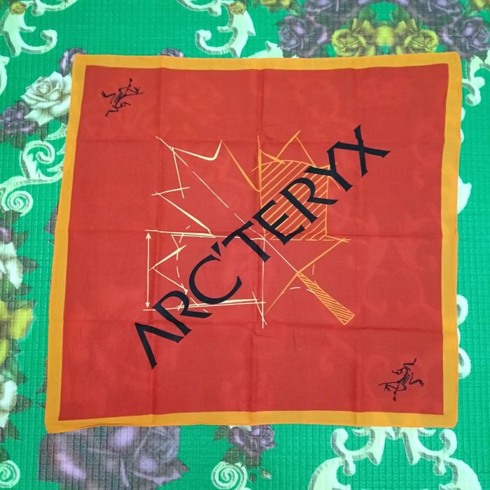 Arc'Teryx Arcteryx Bandana Big Logo Canada Size ONE SIZE - 2 Preview