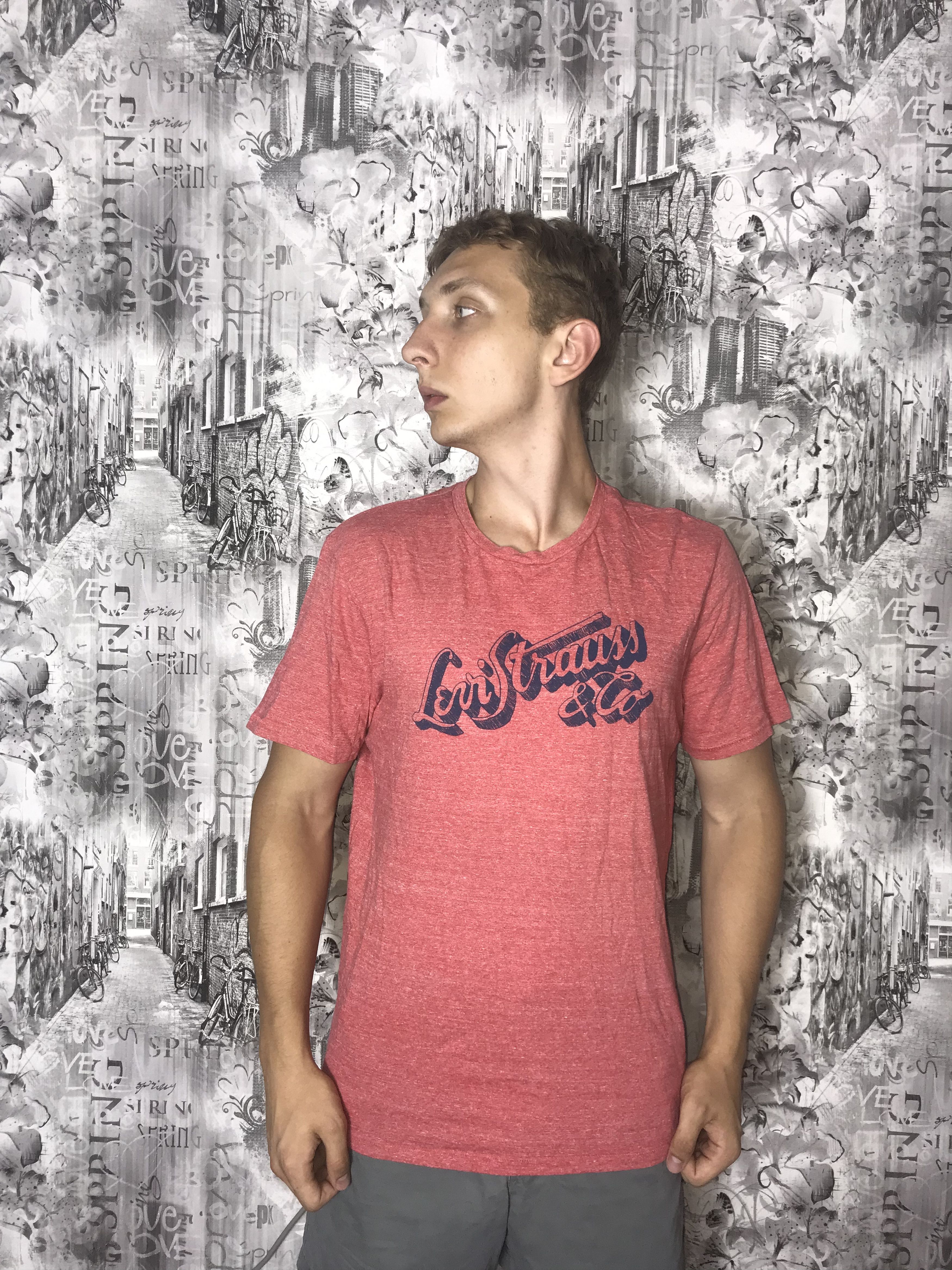 Levi's Levi’s big logo tee Size US XL / EU 56 / 4 - 1 Thumbnail