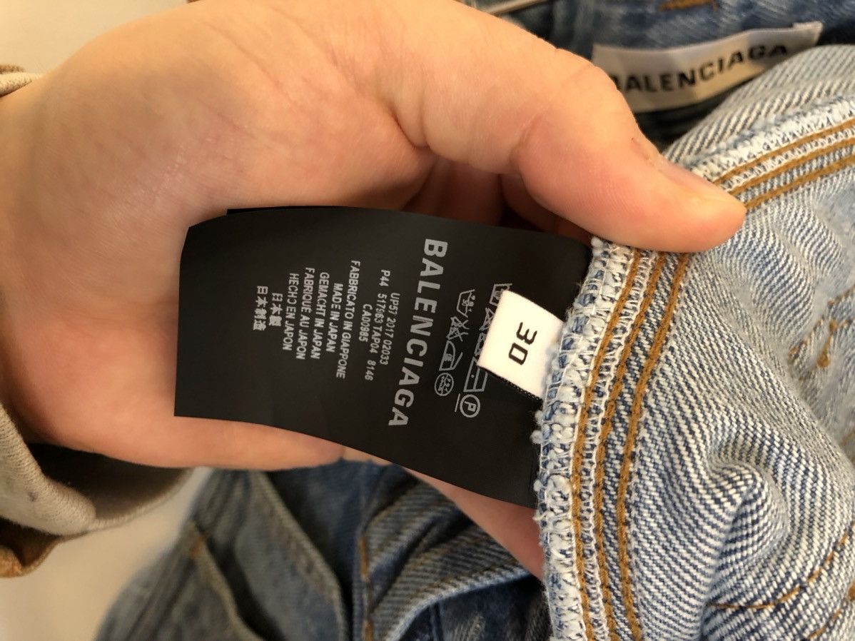 Balenciaga Balenciaga Multi pocket zip cargo jeans iconic Size US 32 / EU 48 - 10 Thumbnail
