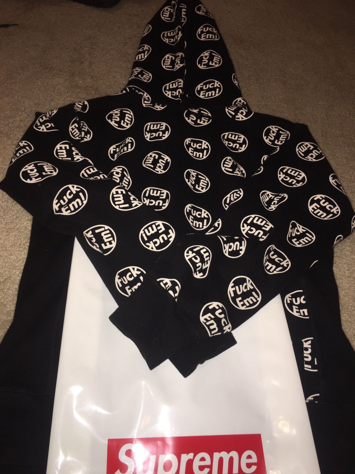 Supreme FW14 Fuck' Em Pullover 黒 size M or L ステッカー付き Supreme Fuck'Em Pullover (FW14)