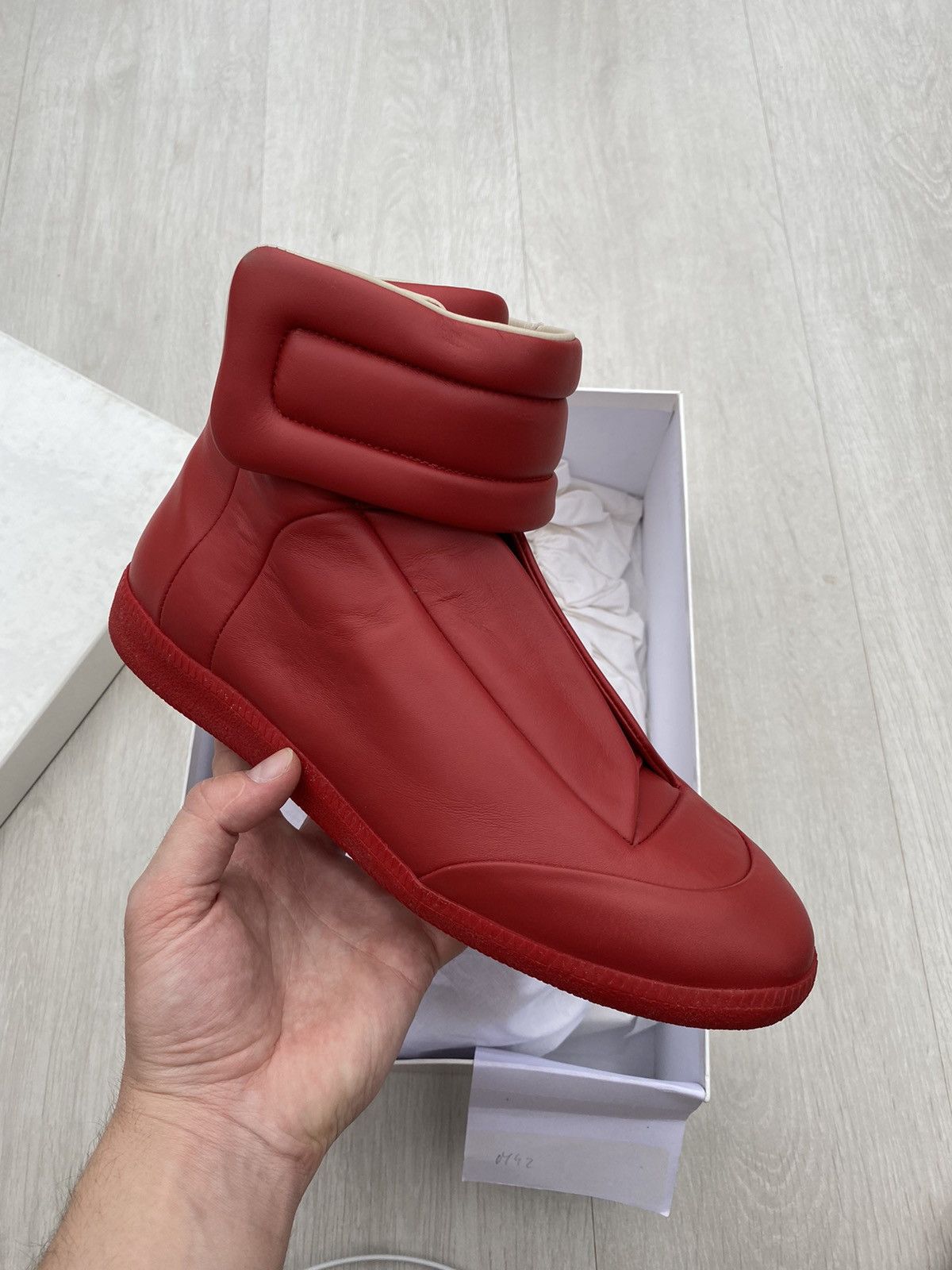Maison Margiela Future High red 41 Maison Martin Margiela: Red