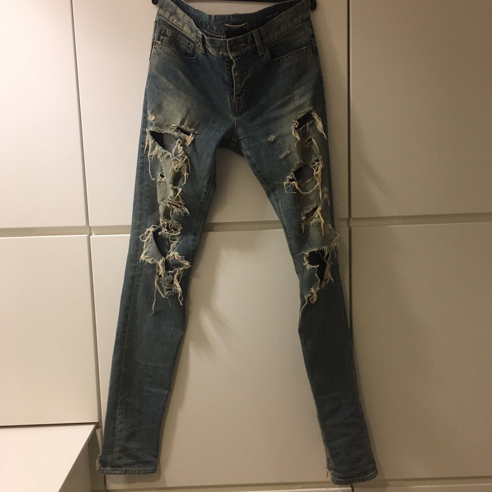 サンローランパリ DESTROY CRASH DAMAGE JEANS 28