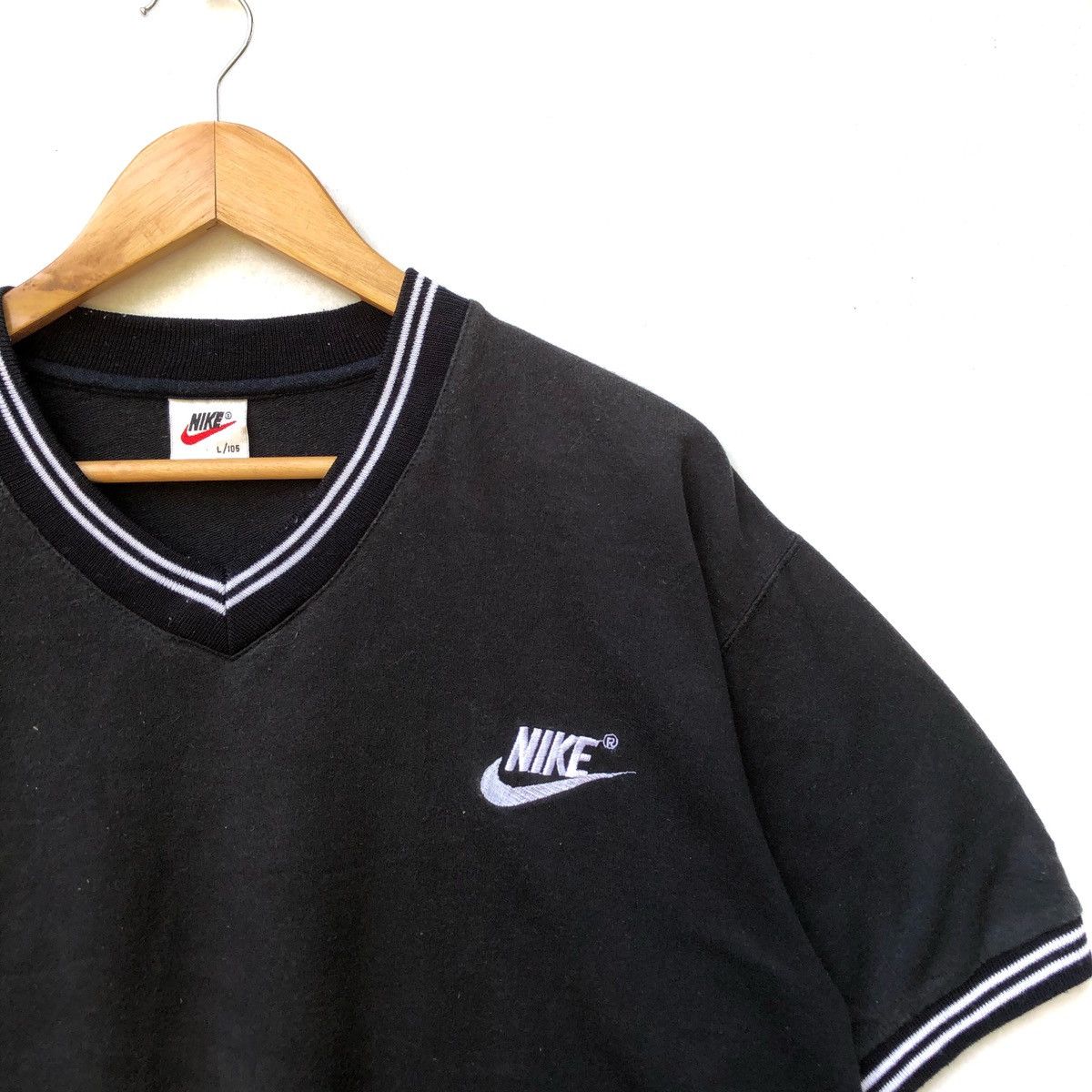 Vintage Vintage Nike Swoosh Sleeveless Size US L / EU 52-54 / 3 - 3 Thumbnail