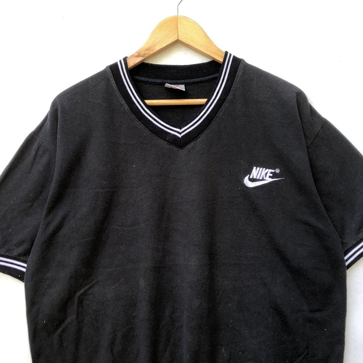 Vintage Vintage Nike Swoosh Sleeveless Size US L / EU 52-54 / 3 - 2 Thumbnail