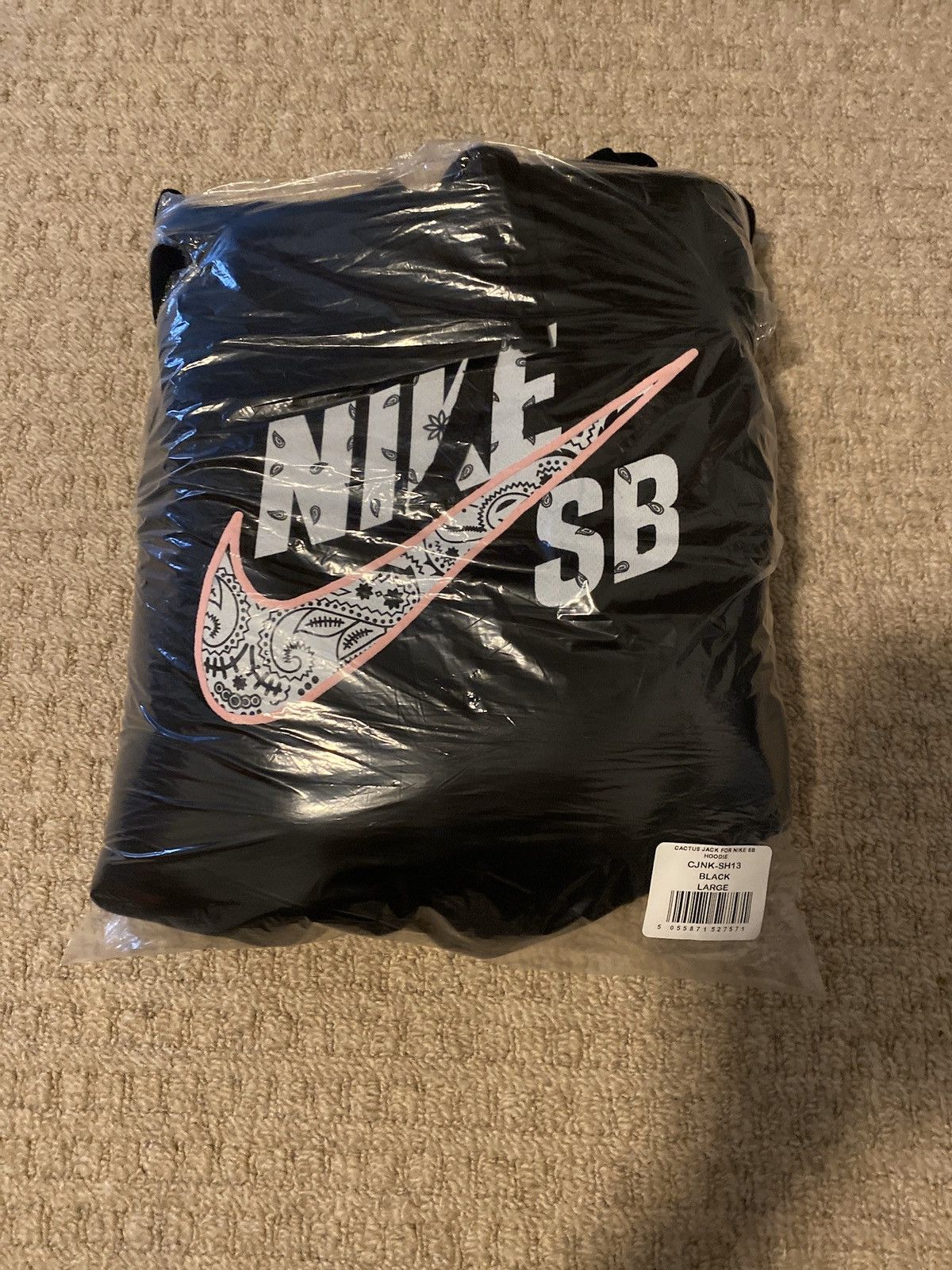 Nike Travis Scott Travis Scott x Nike SB Bandana Hoodie Black Size Large Grailed