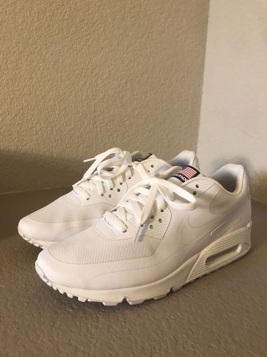 nike hyperfuse independence day price
