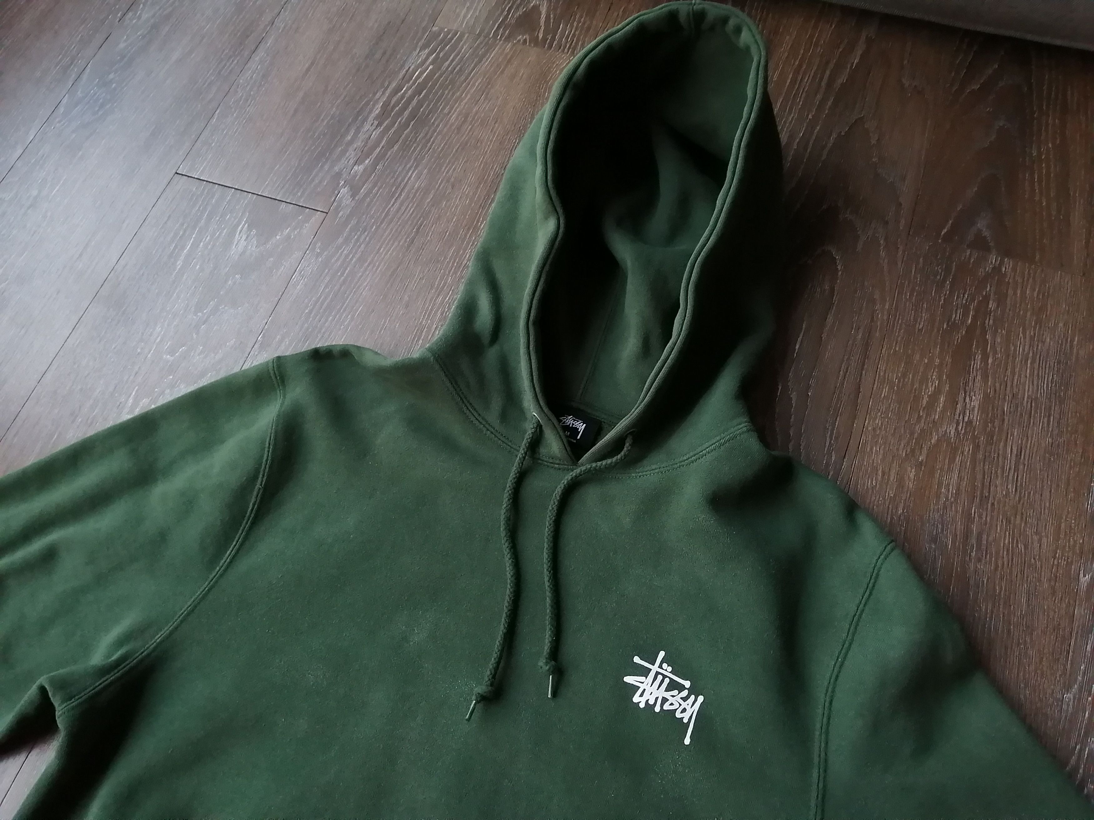 Dark green stussy hoodie sales