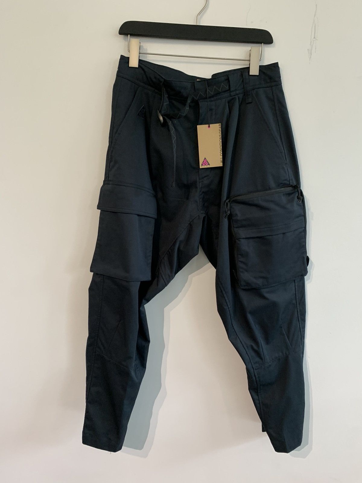 Nike ACG Woven Cargo Pant [Navy]