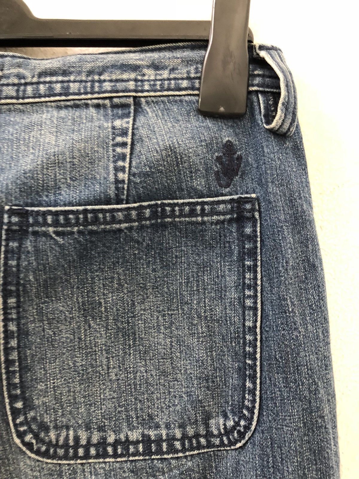 Indigo × JW Anderson J.W.Anderson X Uniqlo Collabs Indigo Denim Pant Size US 30 / EU 46 - 8 Thumbnail