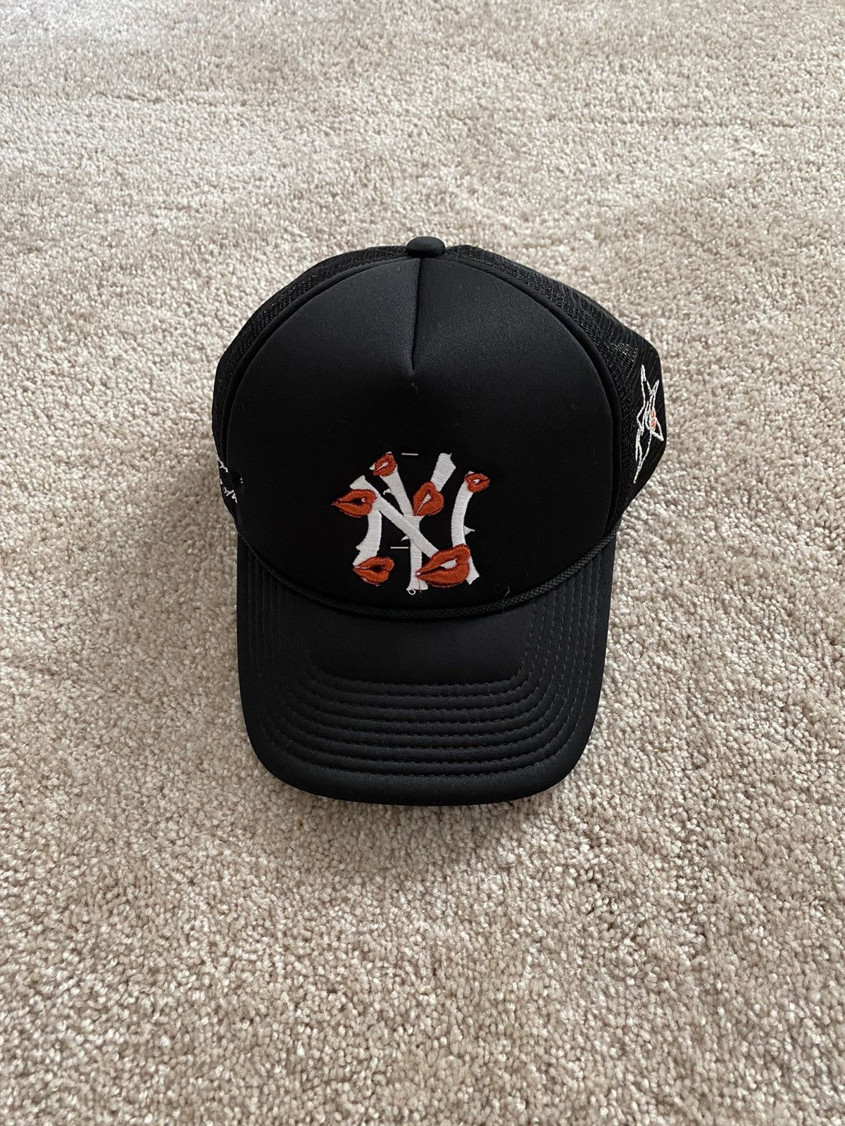 LaRopa LA Ropa “New York Is Kissing Me” Yankees truckers hat | Grailed