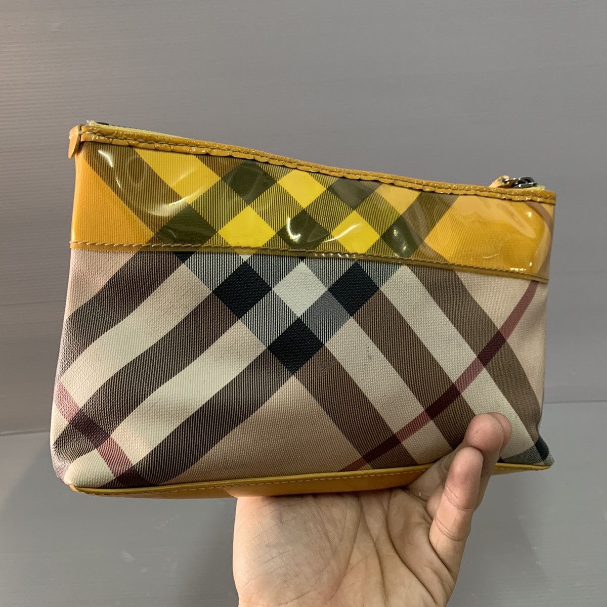 Burberry Burberry Pouch Clutch Bag Size ONE SIZE - 4 Thumbnail