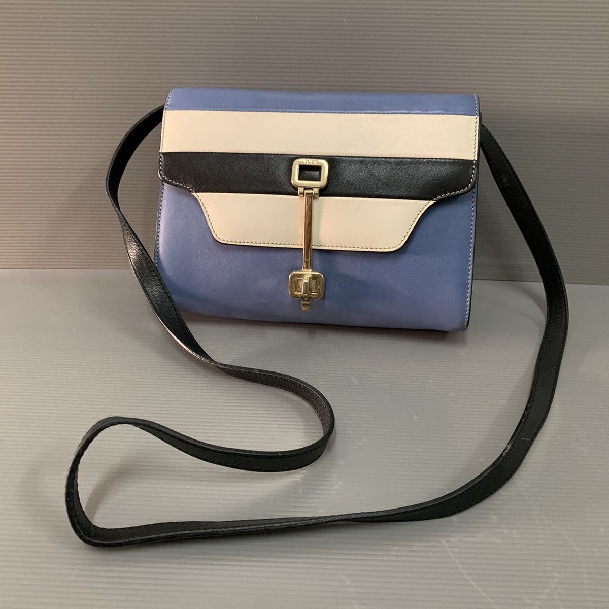 Tods Leather Slingbag