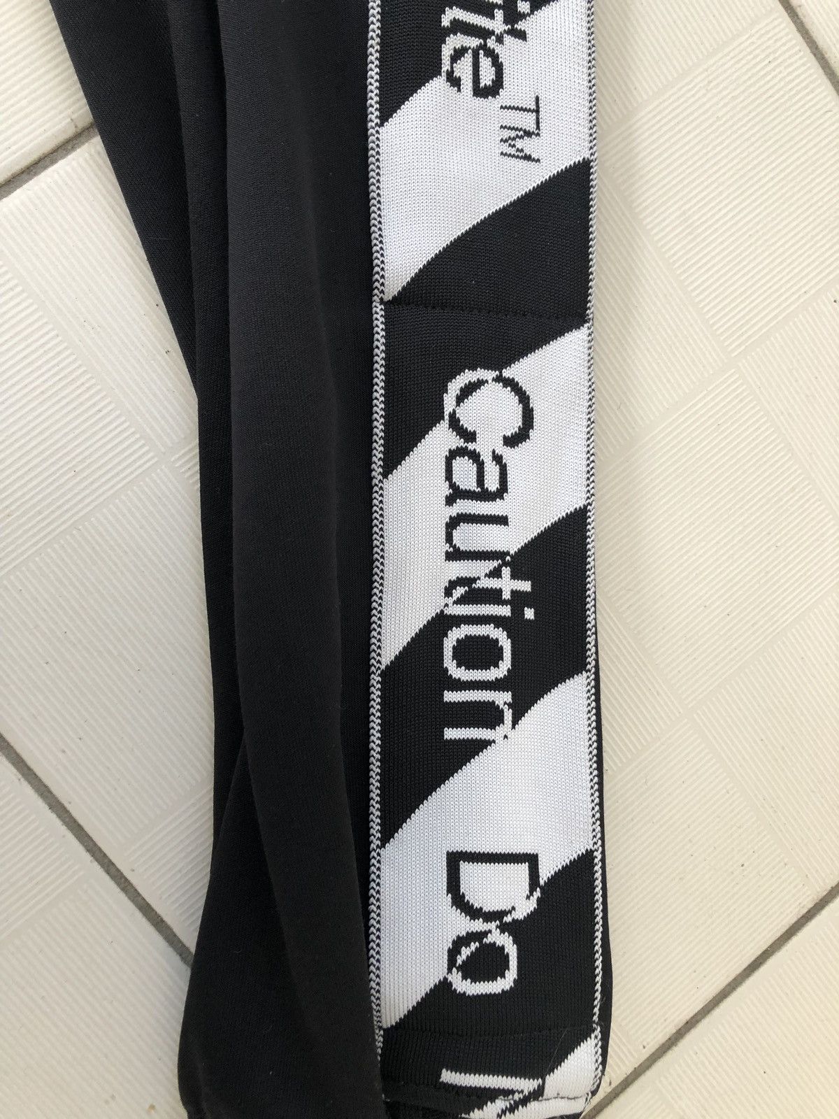 Off-White RARE CAUTION DO NOT ENTER Black Side Jogger Sweatpants Size US 30 / EU 46 - 5 Thumbnail