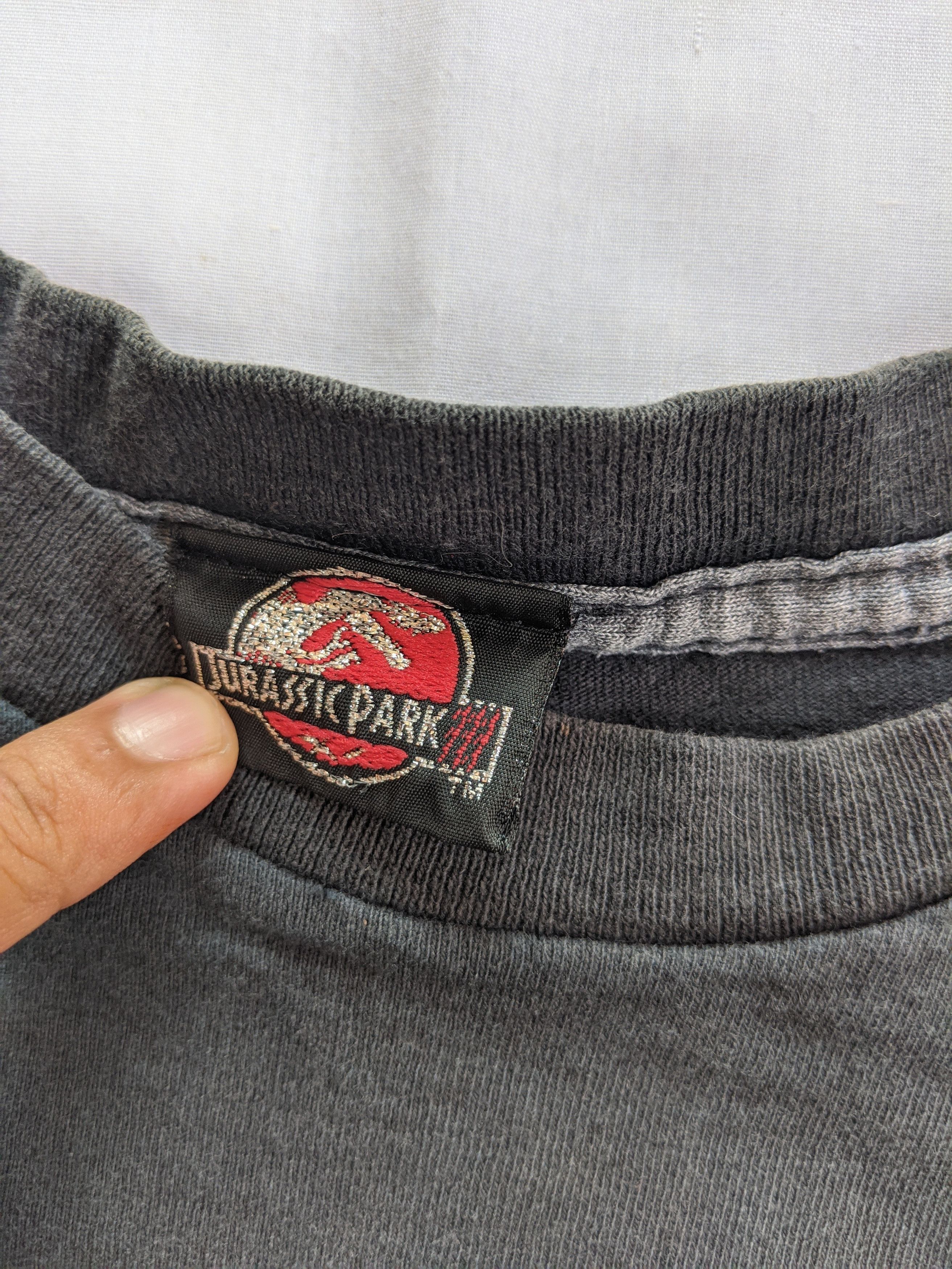 Grailed × Vintage Vintage early 00s distressed Jurassic Park tie dye Size US M / EU 48-50 / 2 - 3 Thumbnail