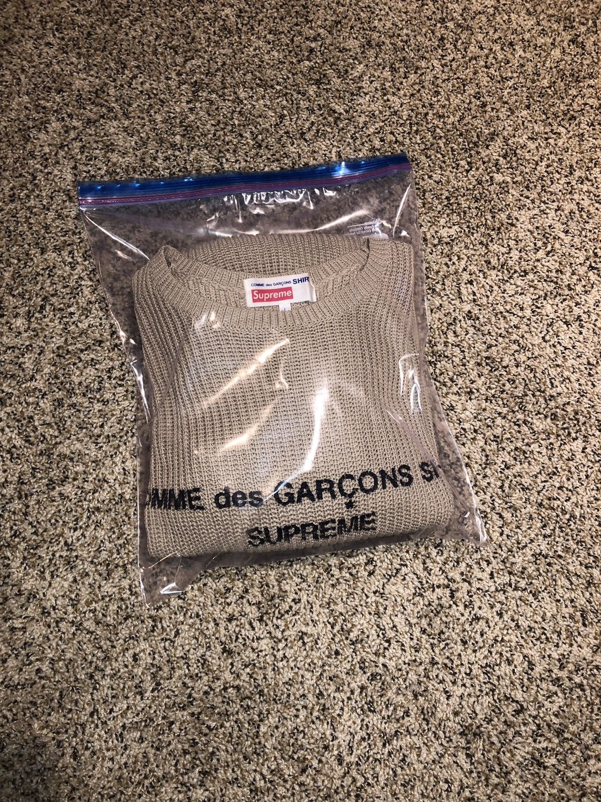 Comme Des Garcons Supreme 18 Shop Comme Des Garcons Supreme 18 