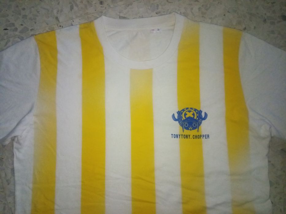 Uniqlo One Piece Tony Tony Chopper shirt costume cosplay anime Grailed