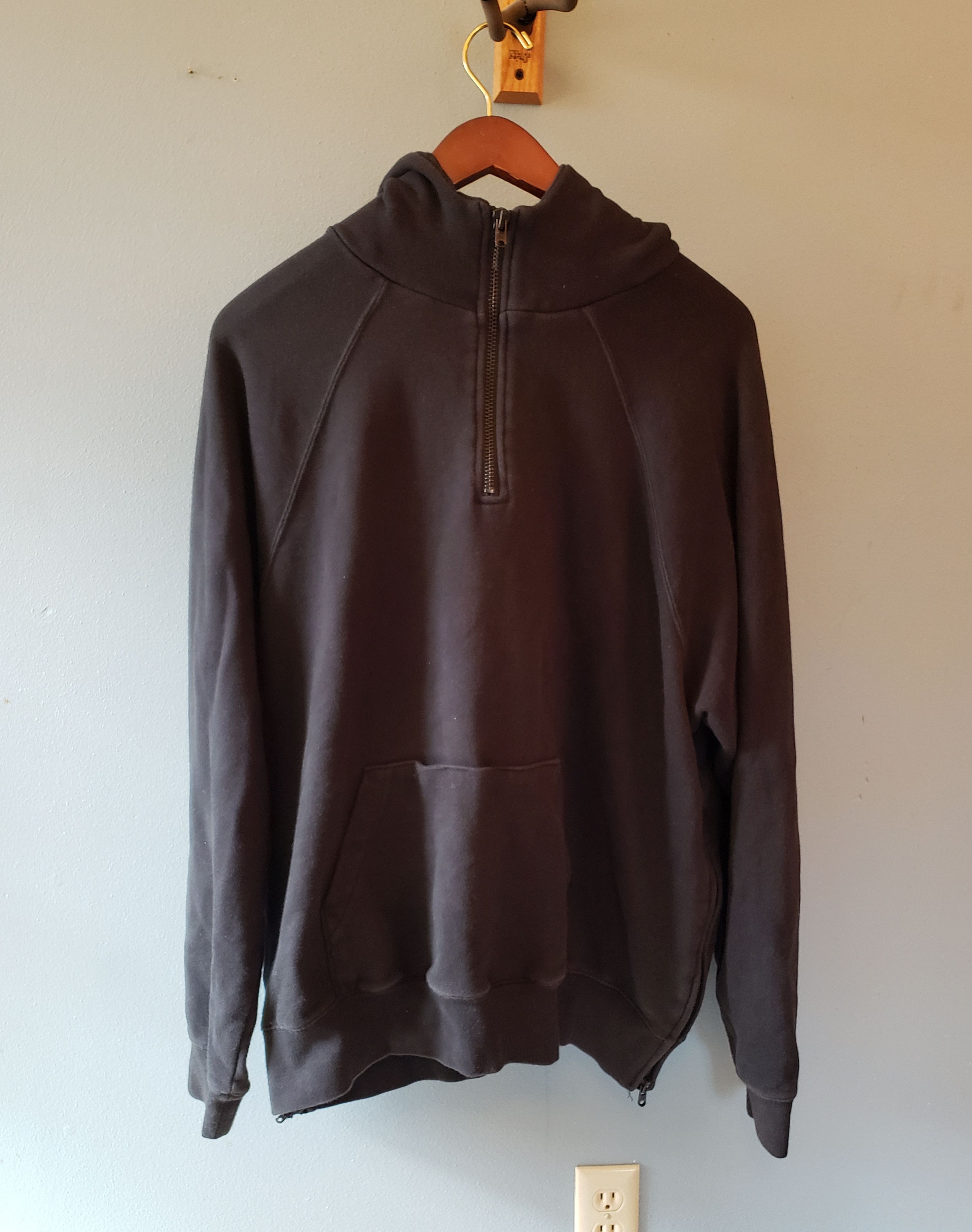 Pacsun Essentials Half Zip Pullover Hoodie in Black | Grailed