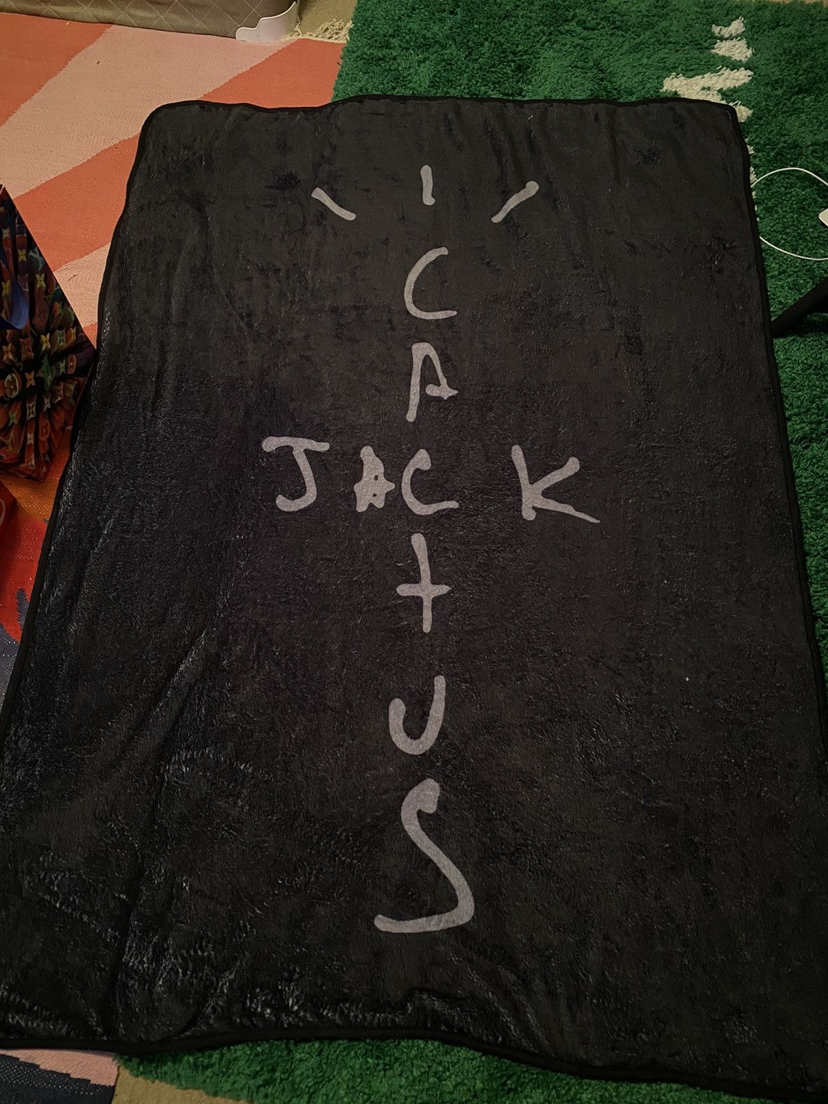 布団・毛布 Travis Scott Jack Boys Cracked Blanket Travis Scott Jack Boys Blanket Cracked Cactus Jack Fleece | Grailed